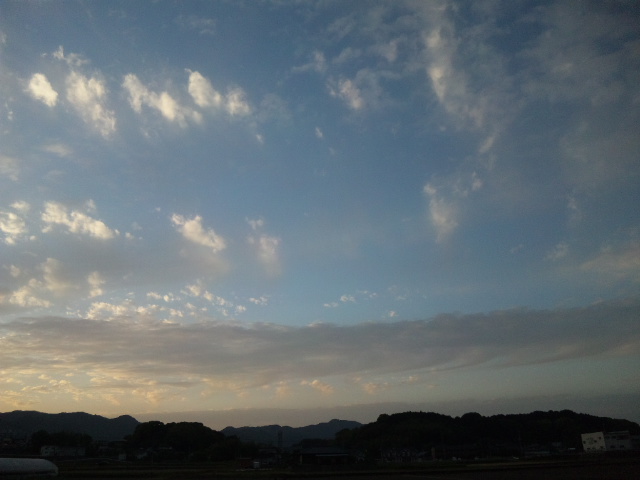 No.18051-1 地震雲