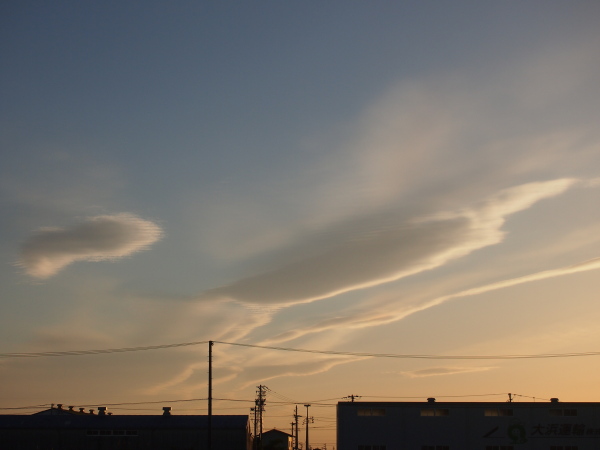 No.18070-1 地震雲