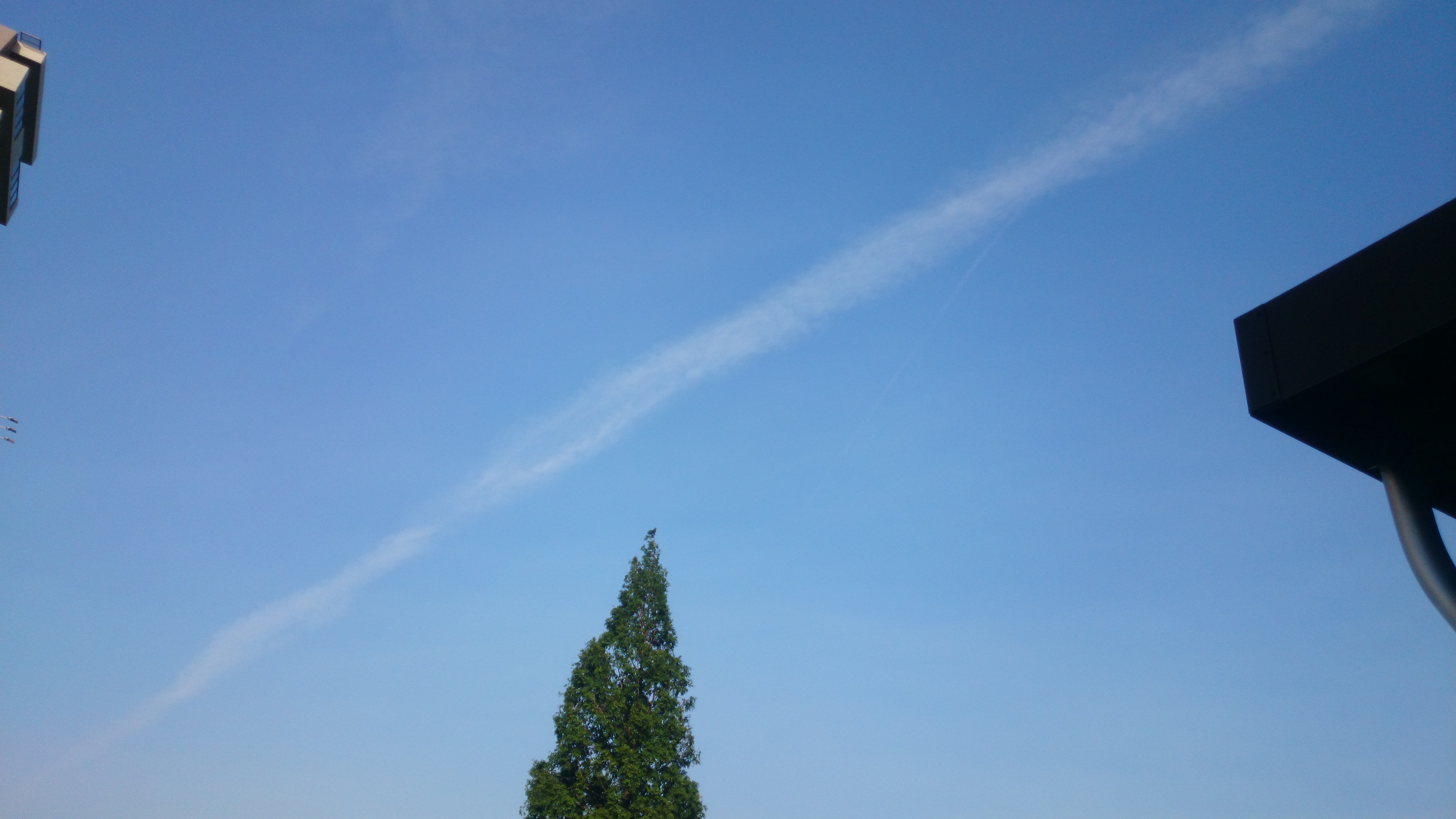 No.18251-1 地震雲