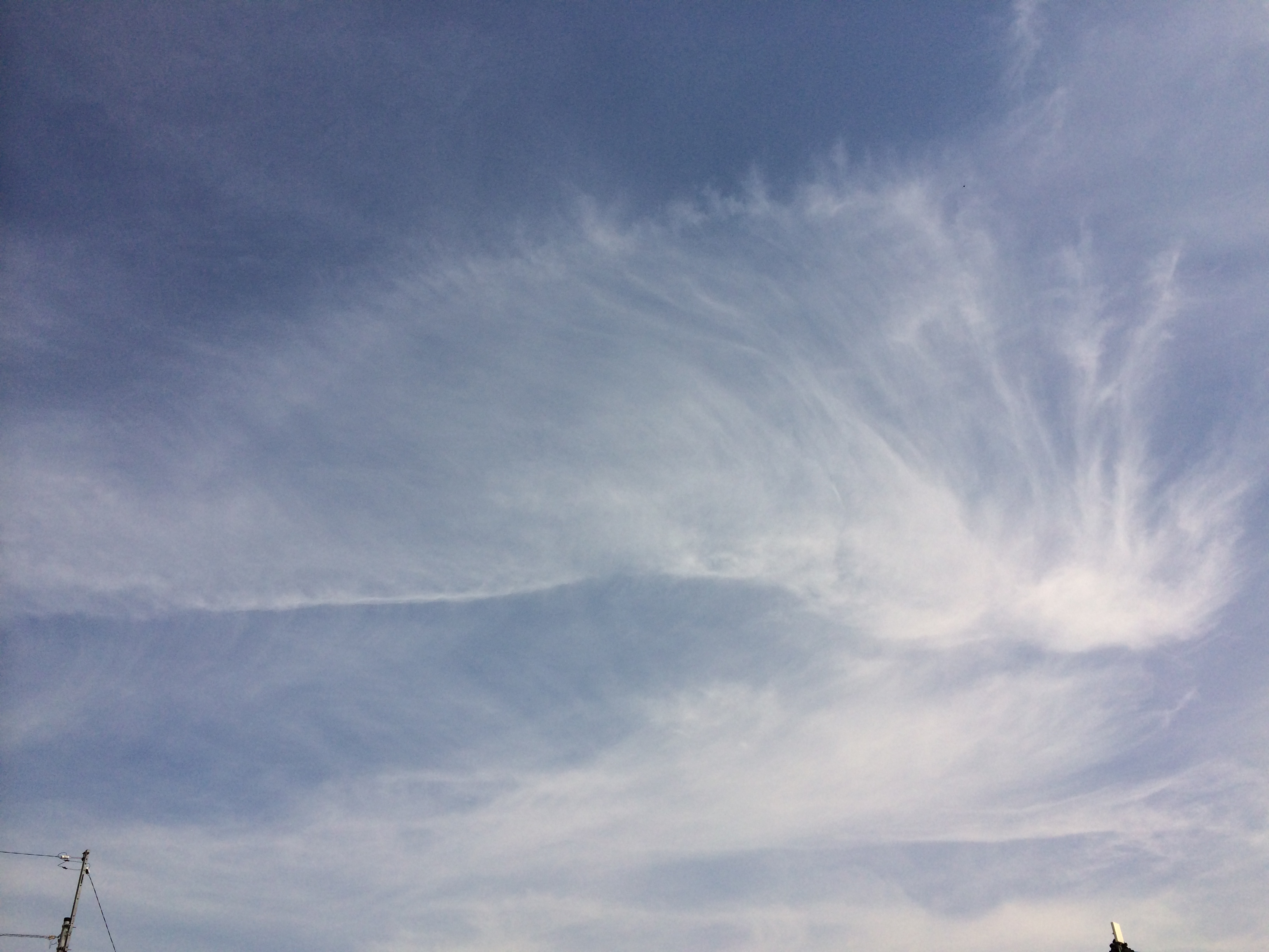 No.18366-1 地震雲