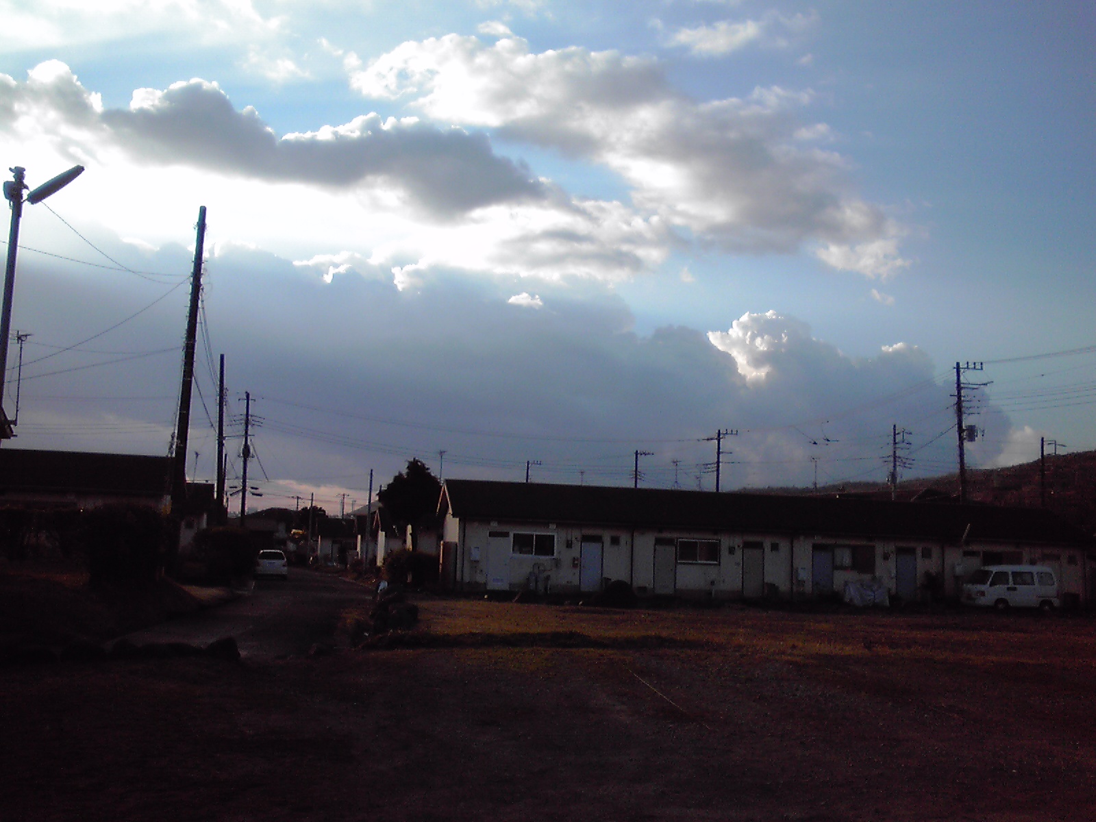 No.18522-1 地震雲