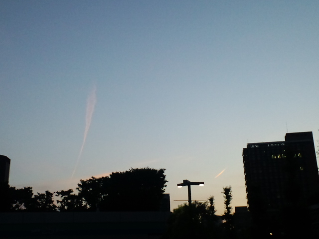 No.18592-1 地震雲