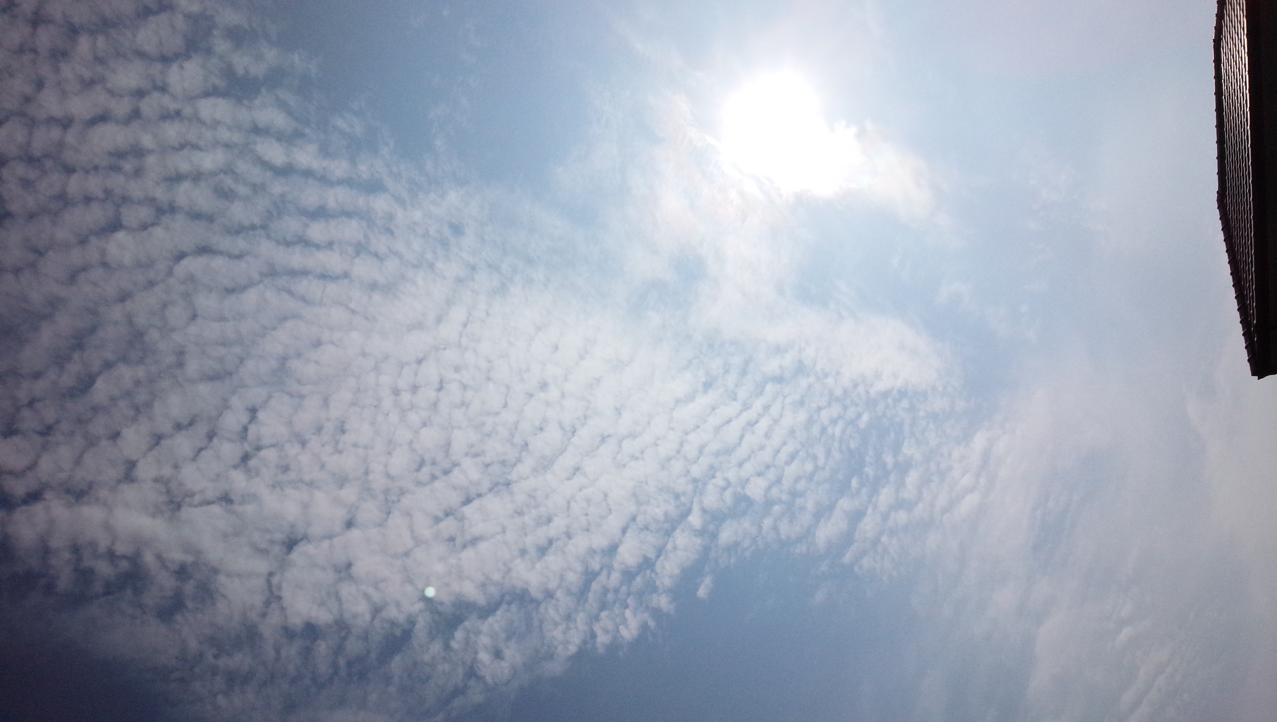 No.18610-1 地震雲