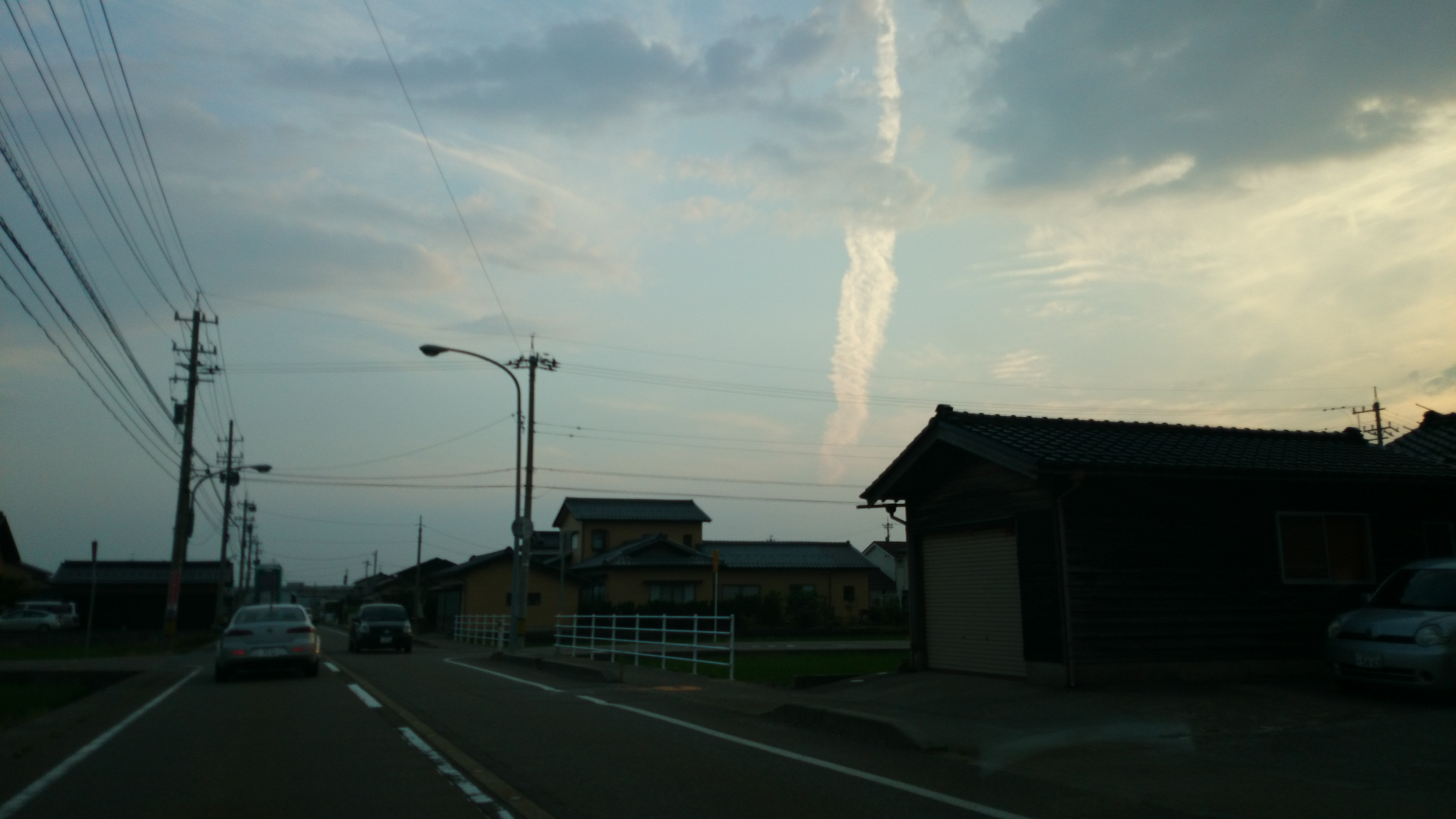 No.18675-1 地震雲