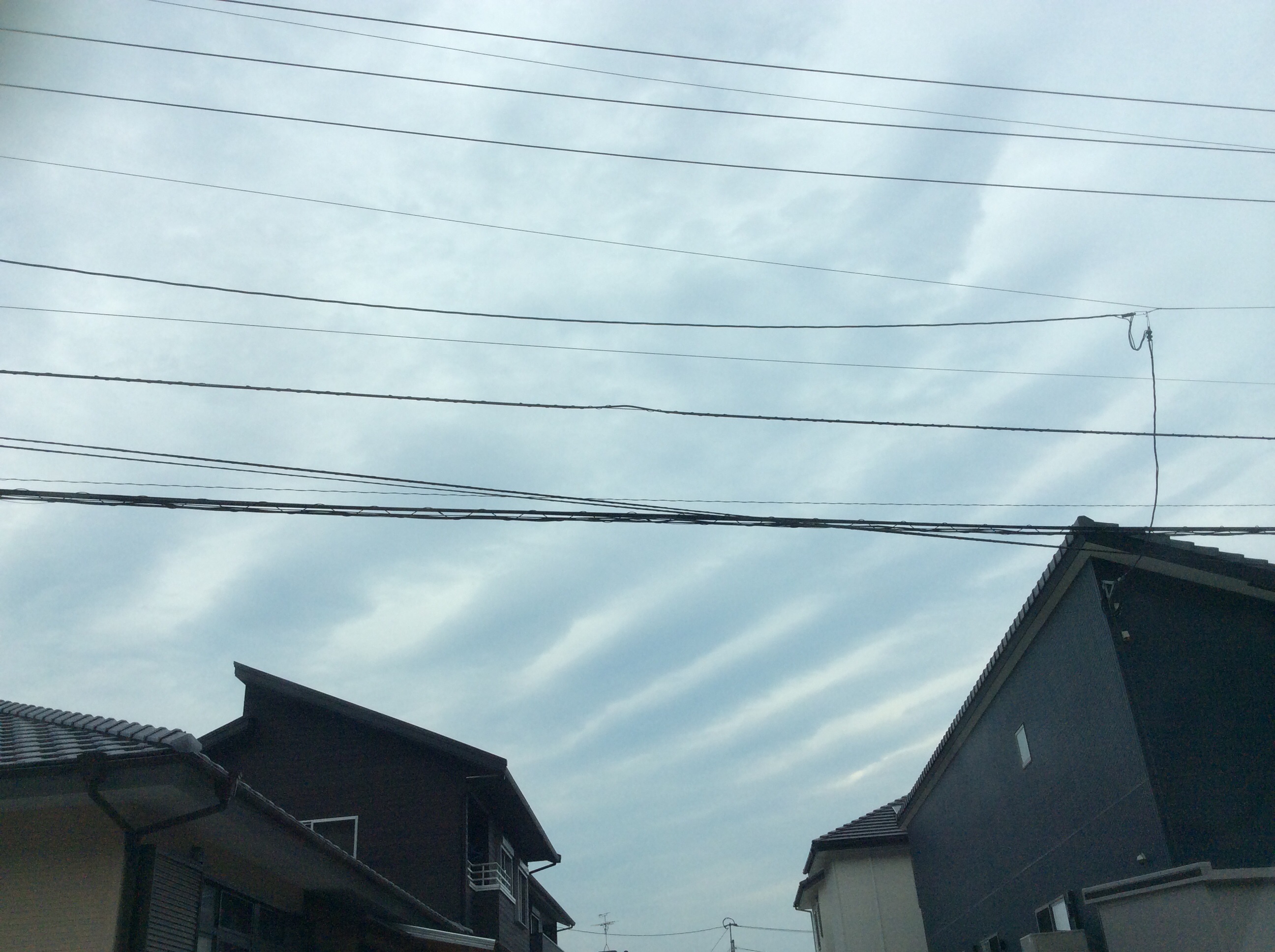 No.18705-1 地震雲