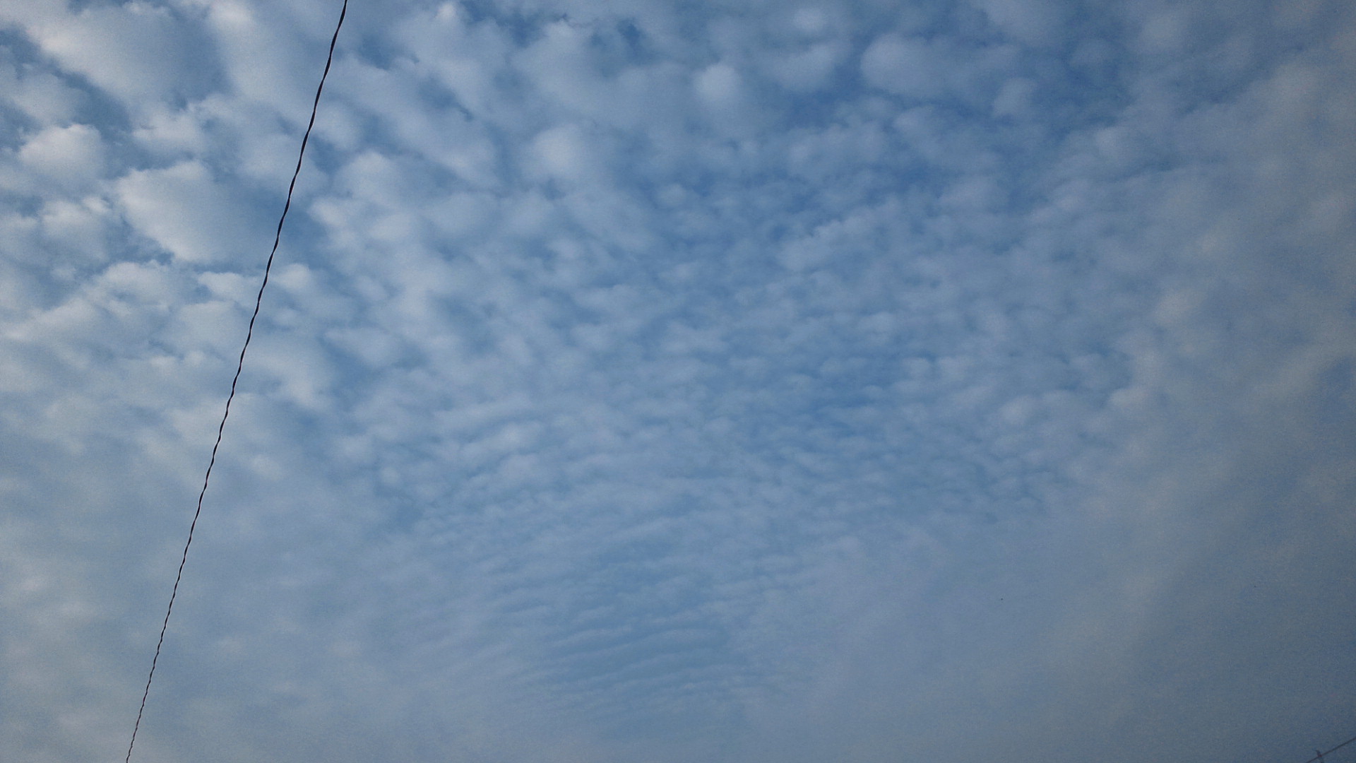 No.18730-1 地震雲