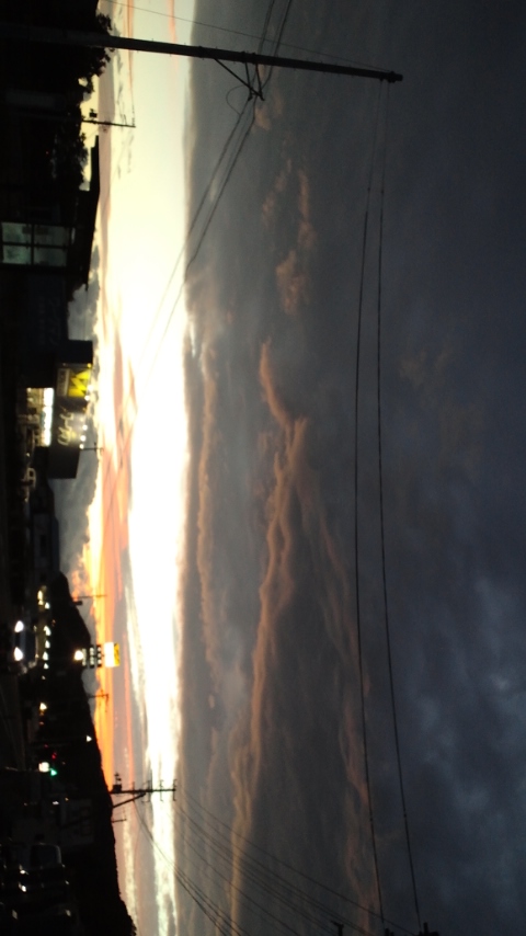 No.18931-1 地震雲