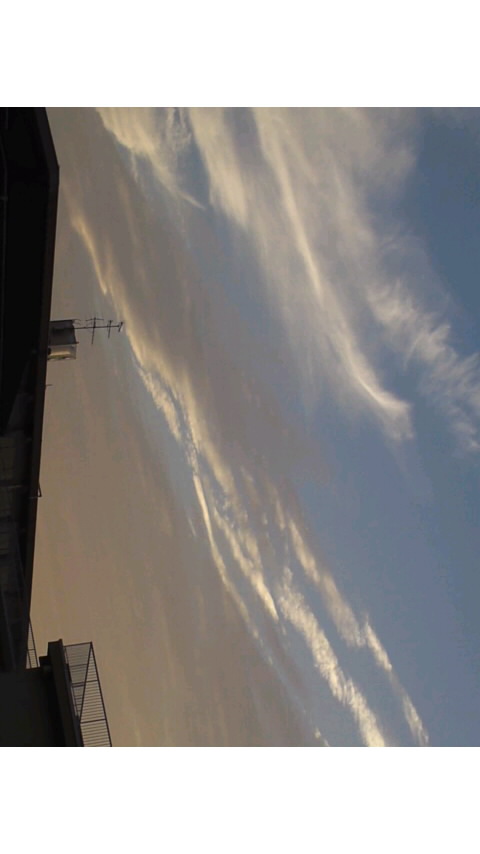 No.18952-1 地震雲