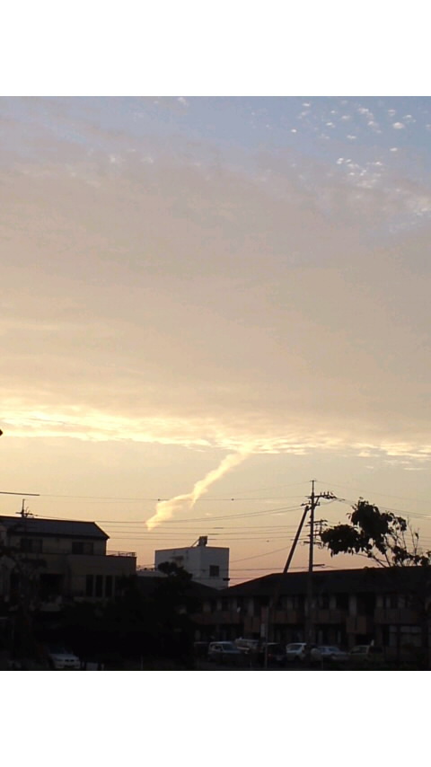 No.18953-1 地震雲