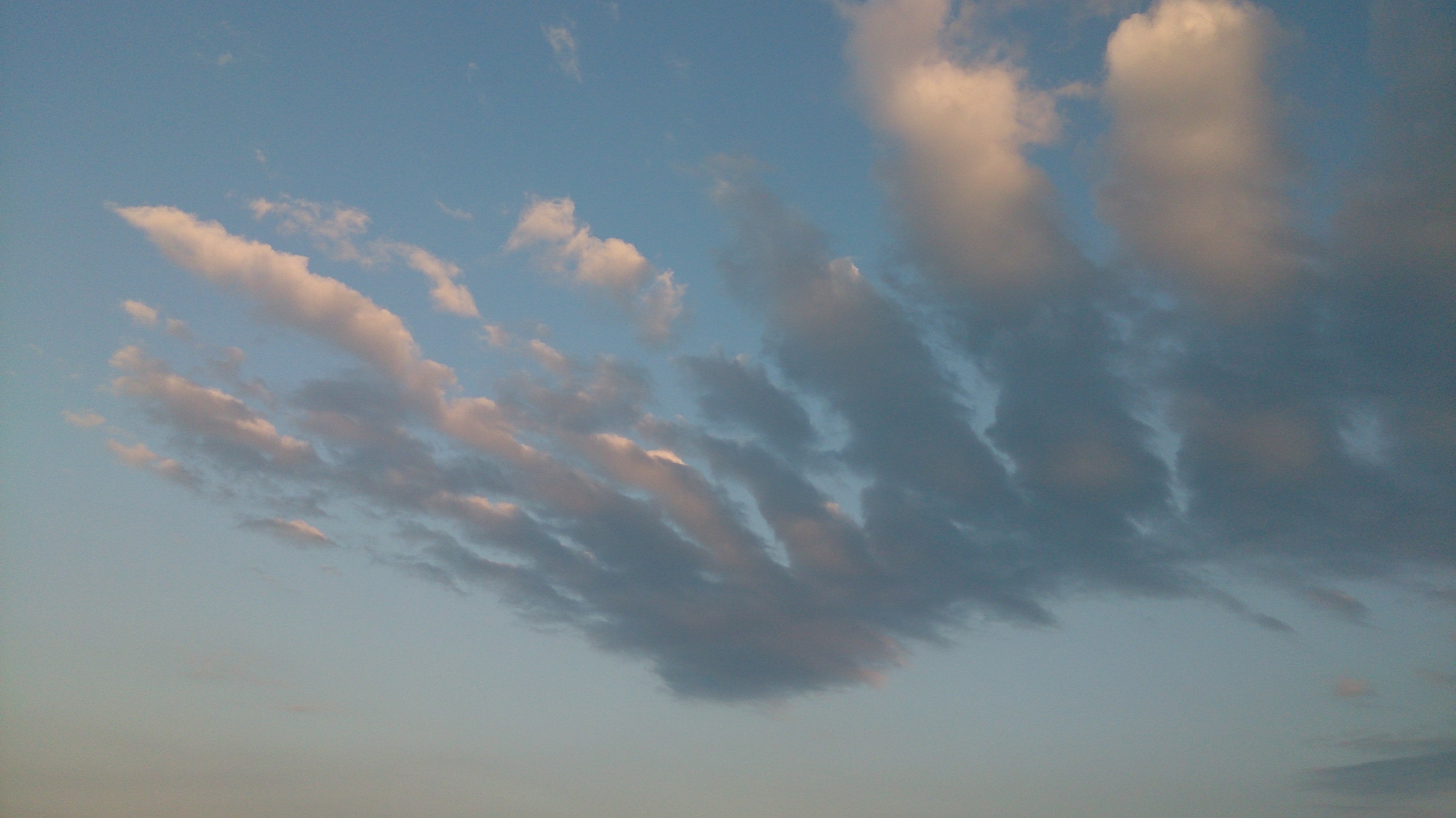 No.19247-1 地震雲