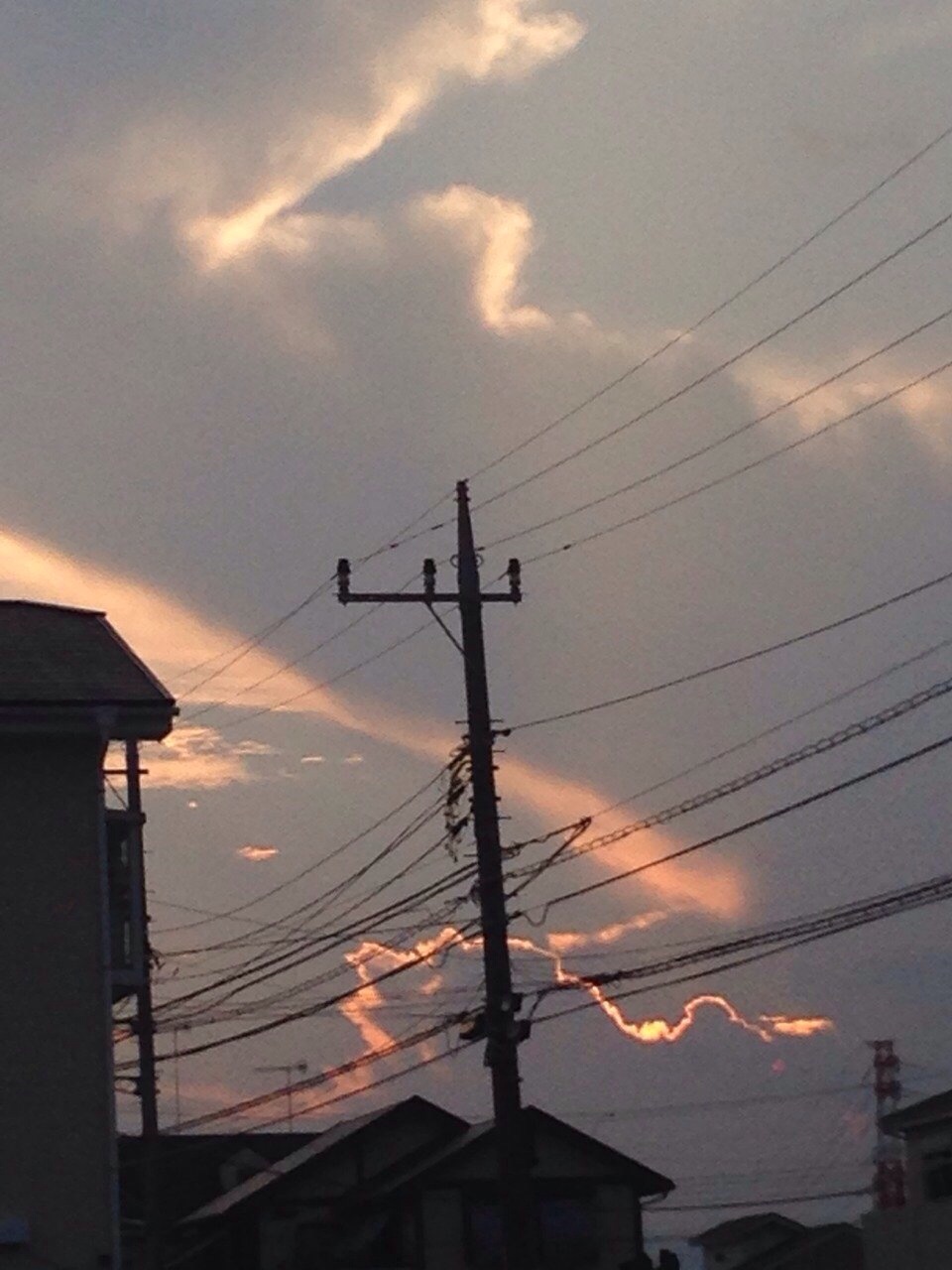 No.19336-1 地震雲