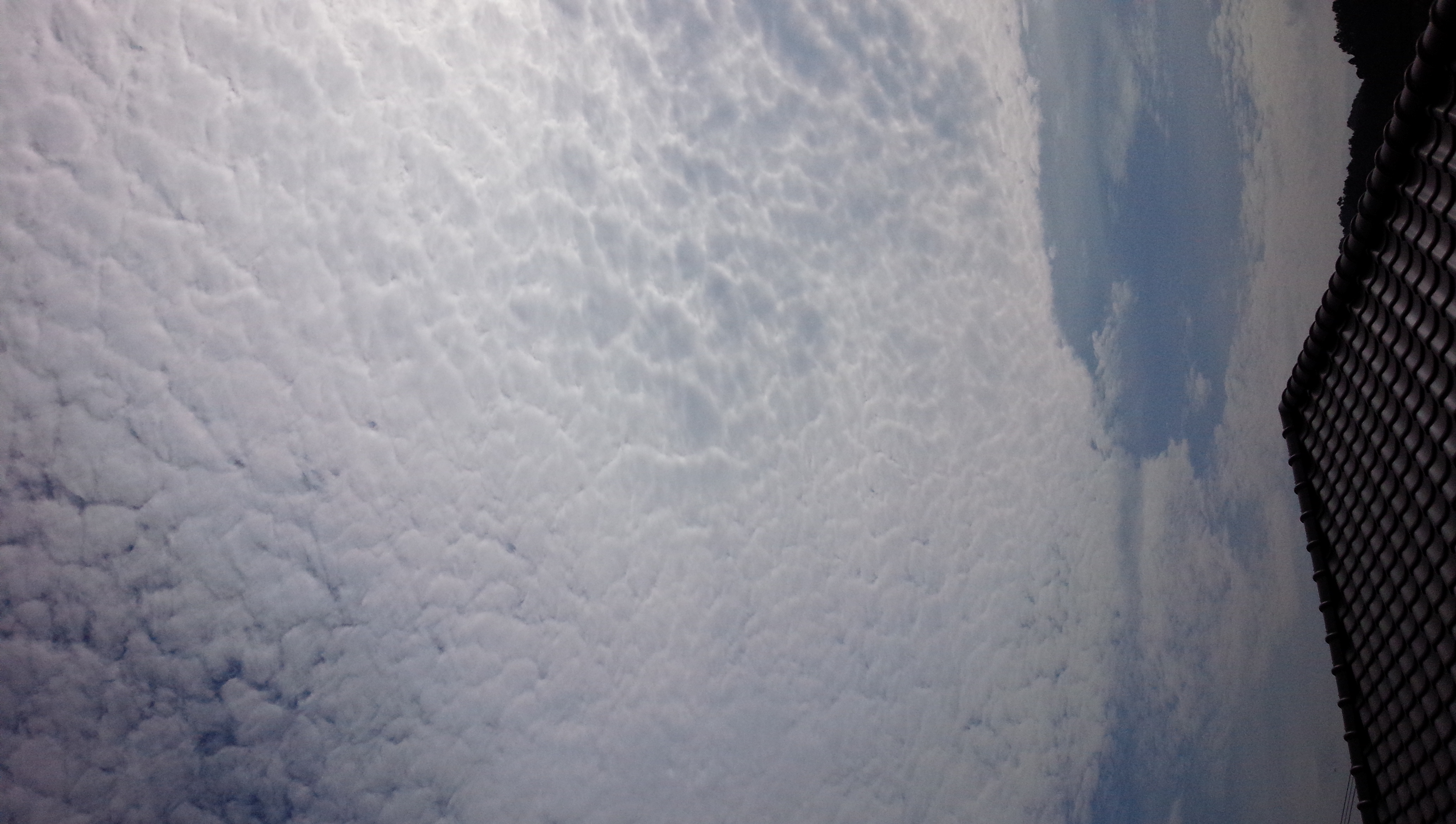 No.19525-1 地震雲