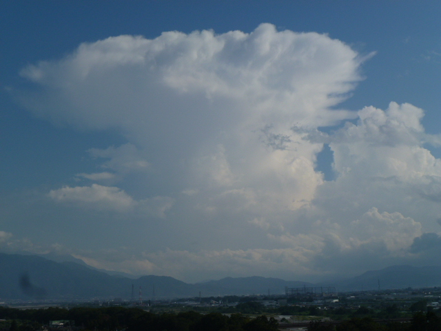 No.19582-1 地震雲