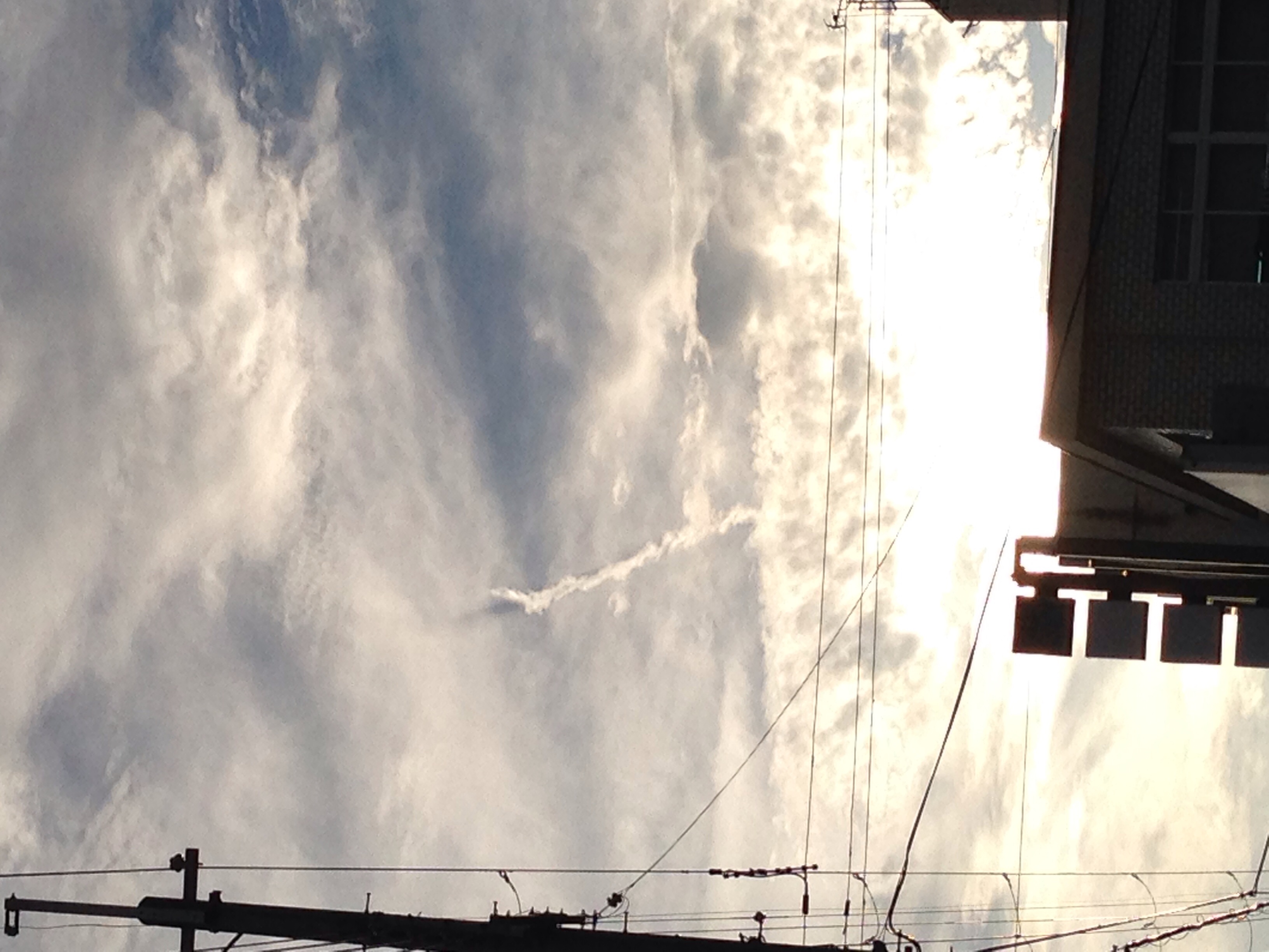 No.19626-1 地震雲