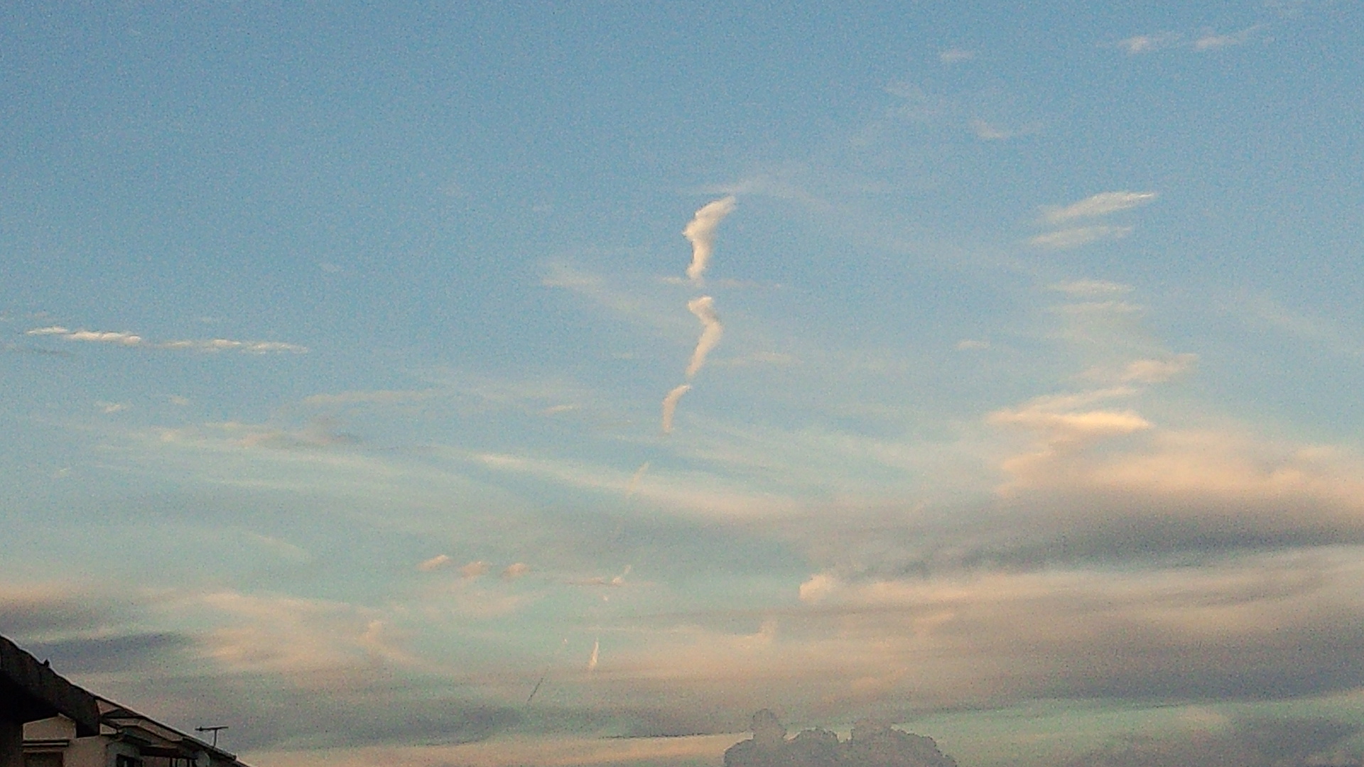 No.19638-1 地震雲