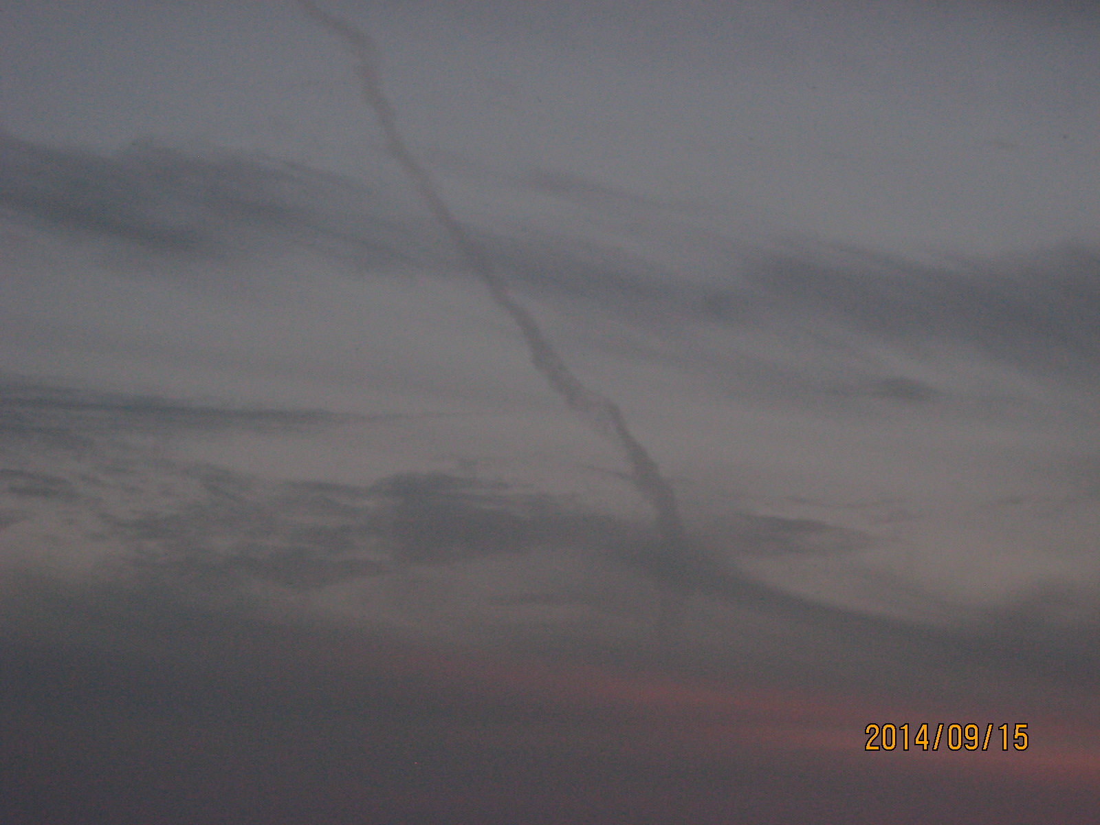 No.20054-1 地震雲