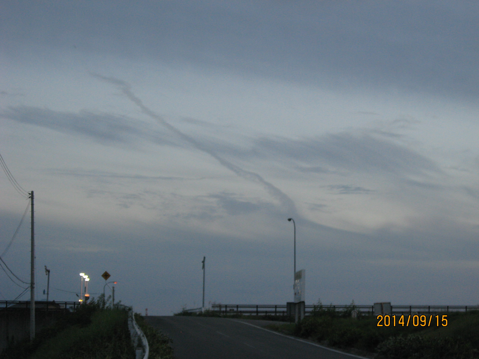 No.20096-1 地震雲