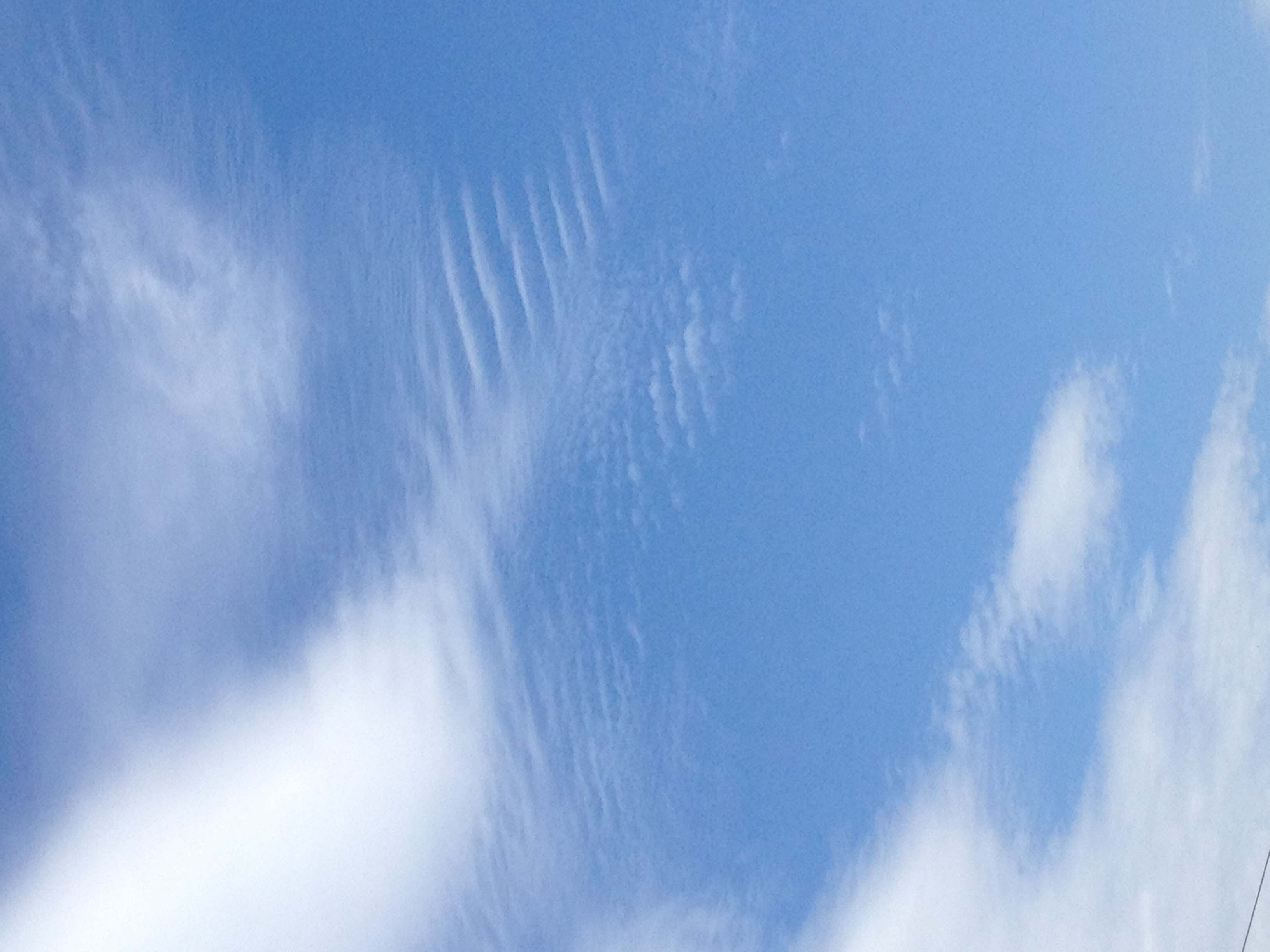 No.20500-1 地震雲