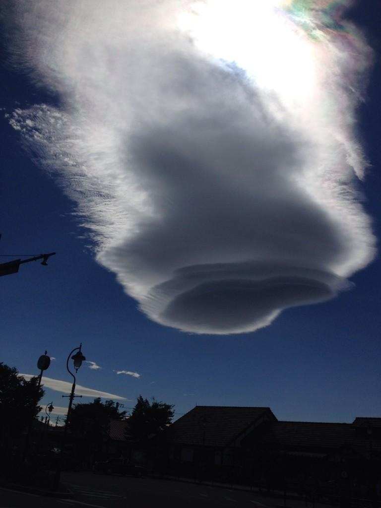 No.20514-1 地震雲