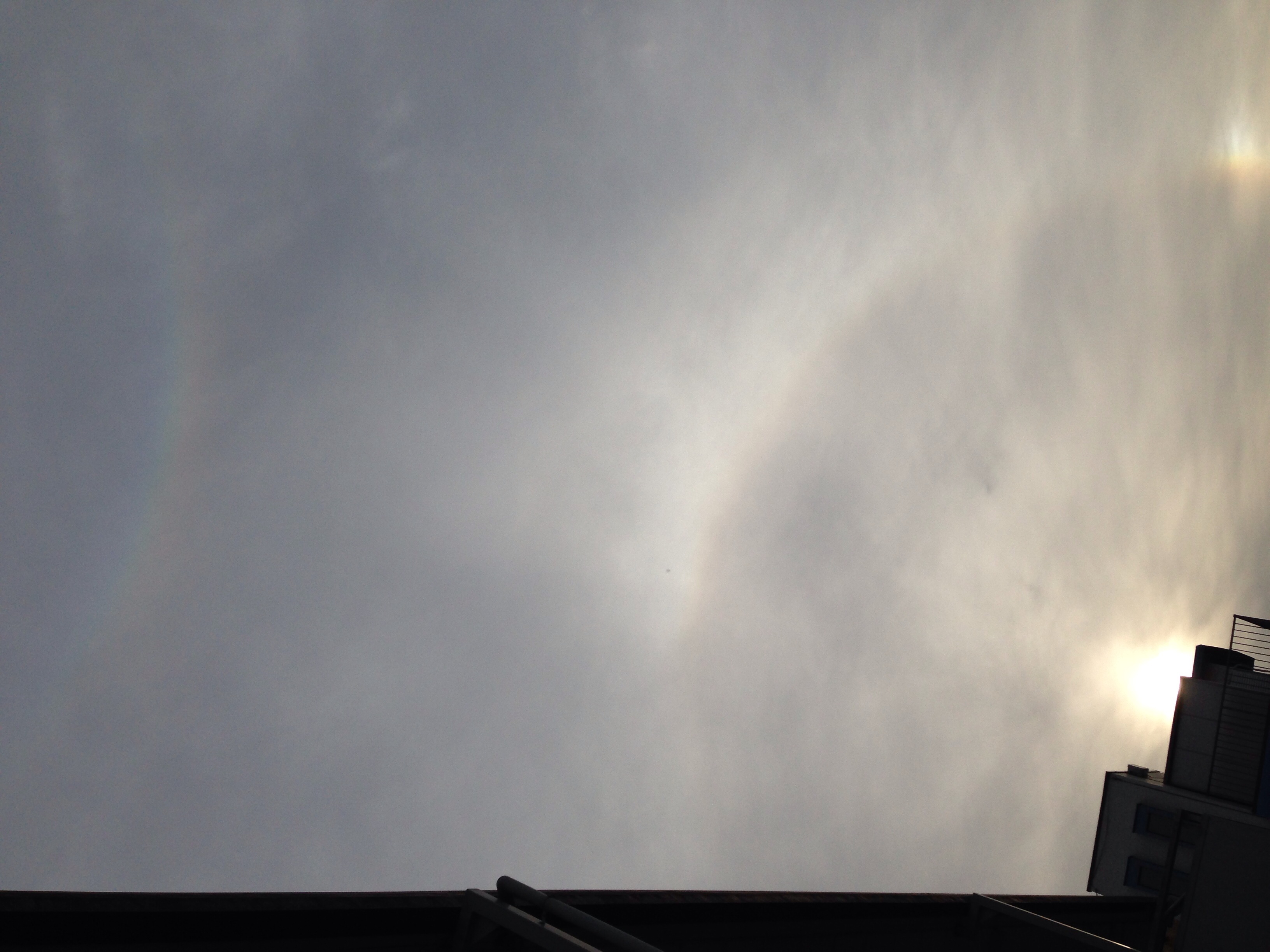 No.20683-1 地震雲