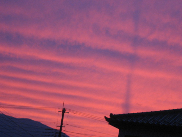 No.20698-1 地震雲