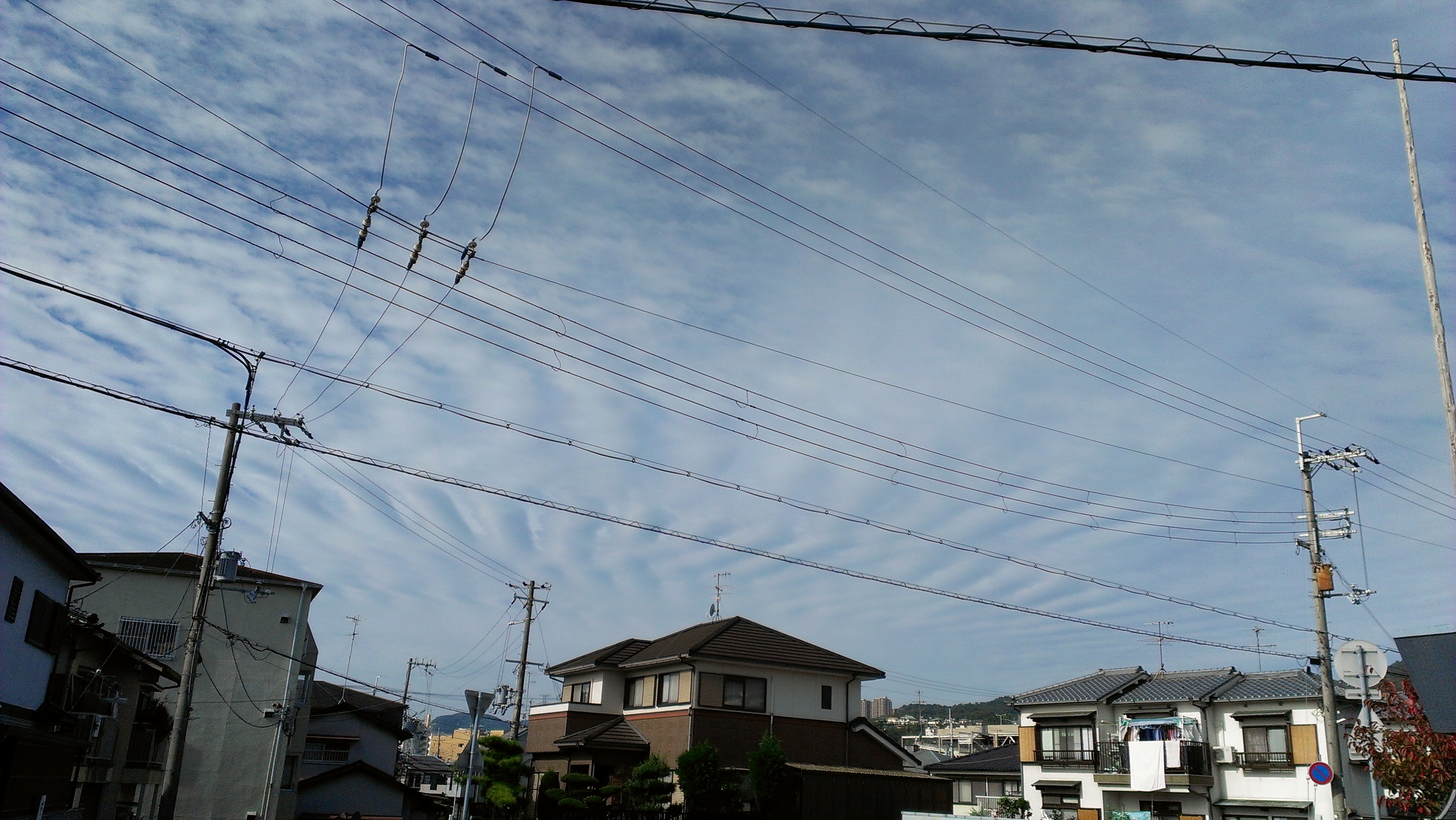 No.21046-1 地震雲