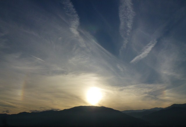 No.21681-1 地震雲