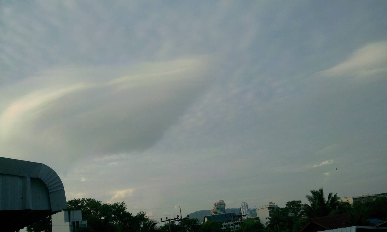 No.21752-1 地震雲