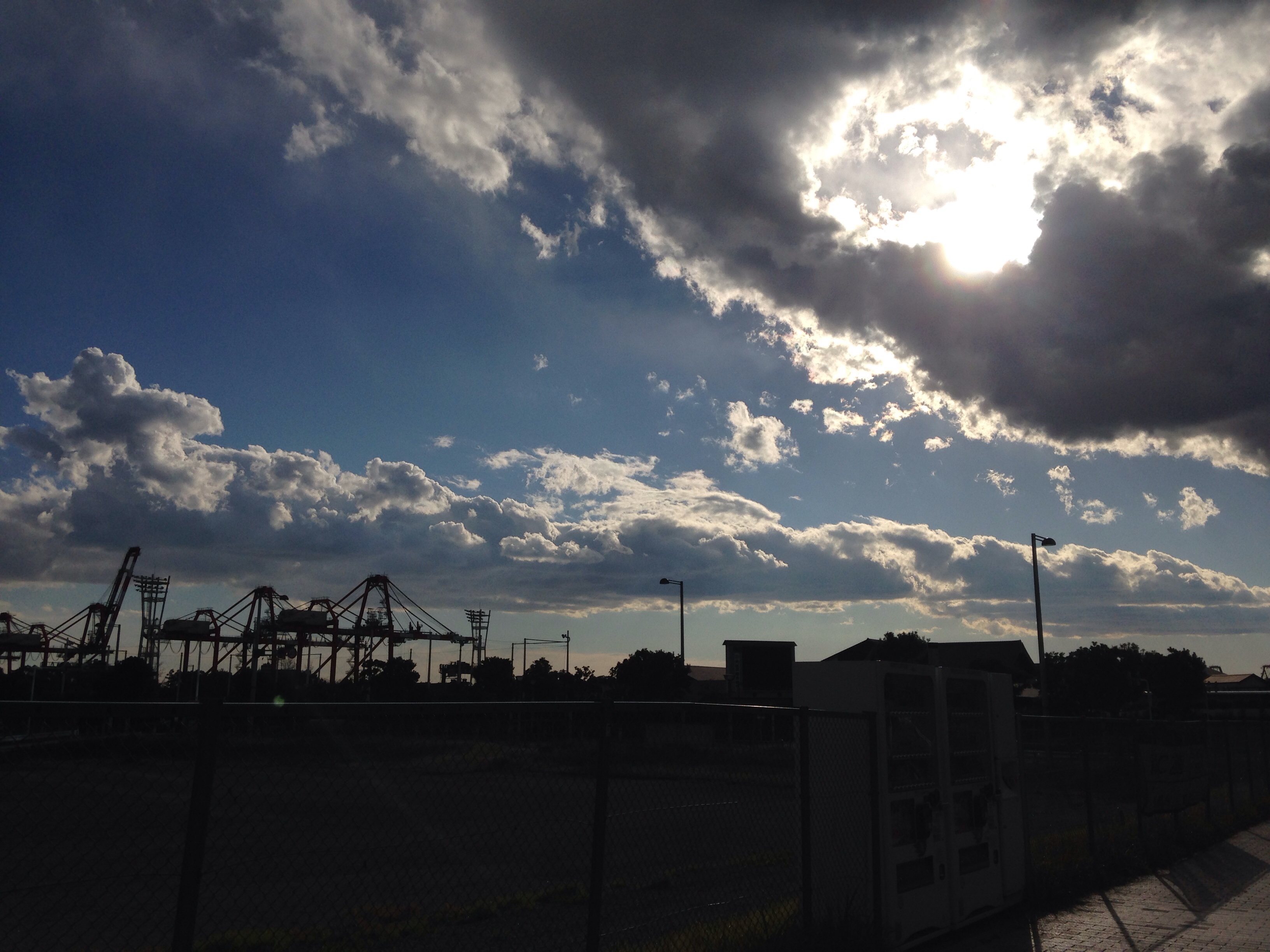 No.21820-1 地震雲