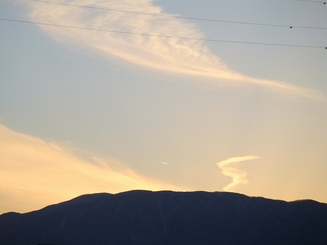 No.22089-1 地震雲