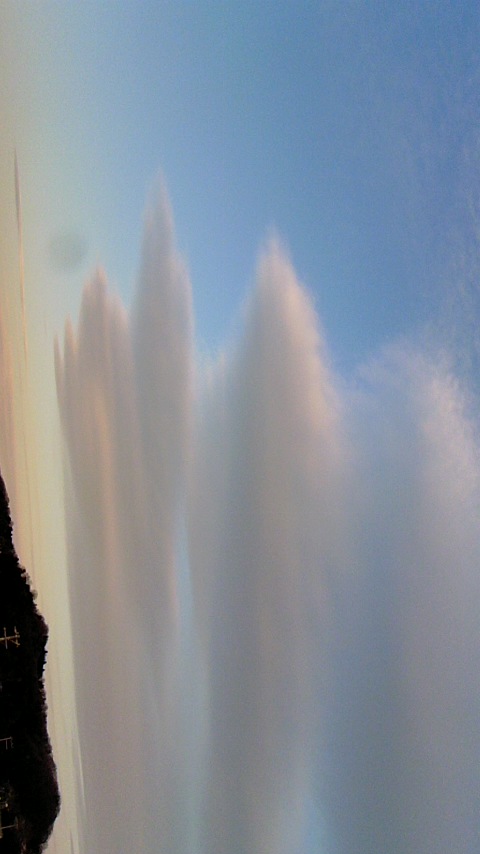 No.22271-1 地震雲