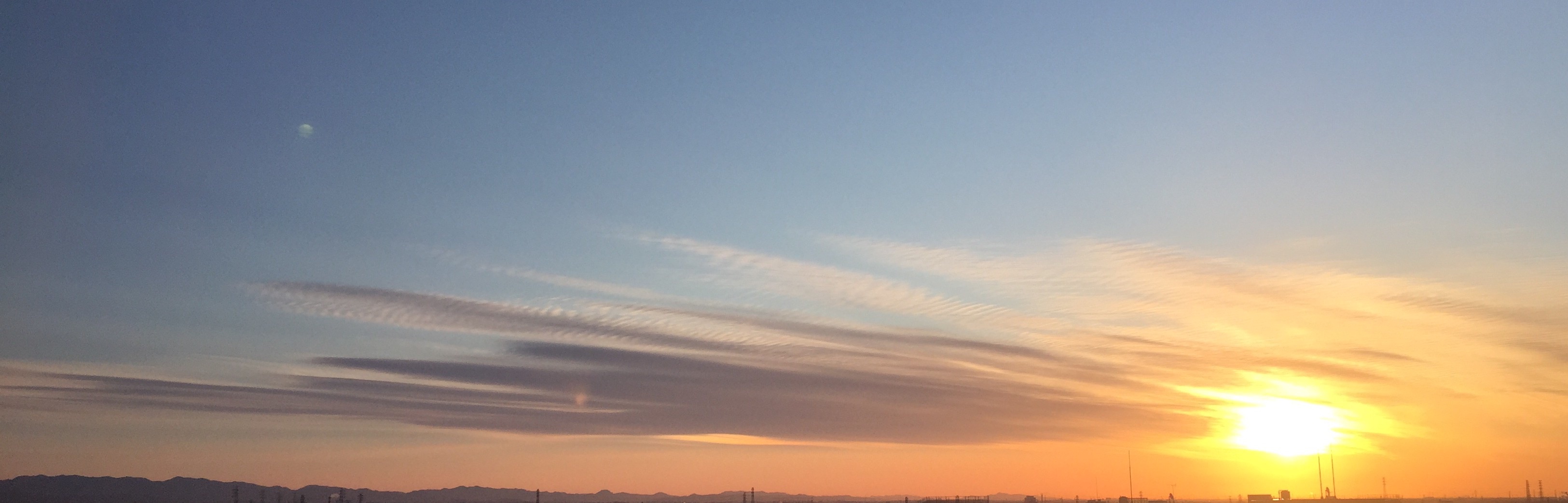 No.22573-1 地震雲