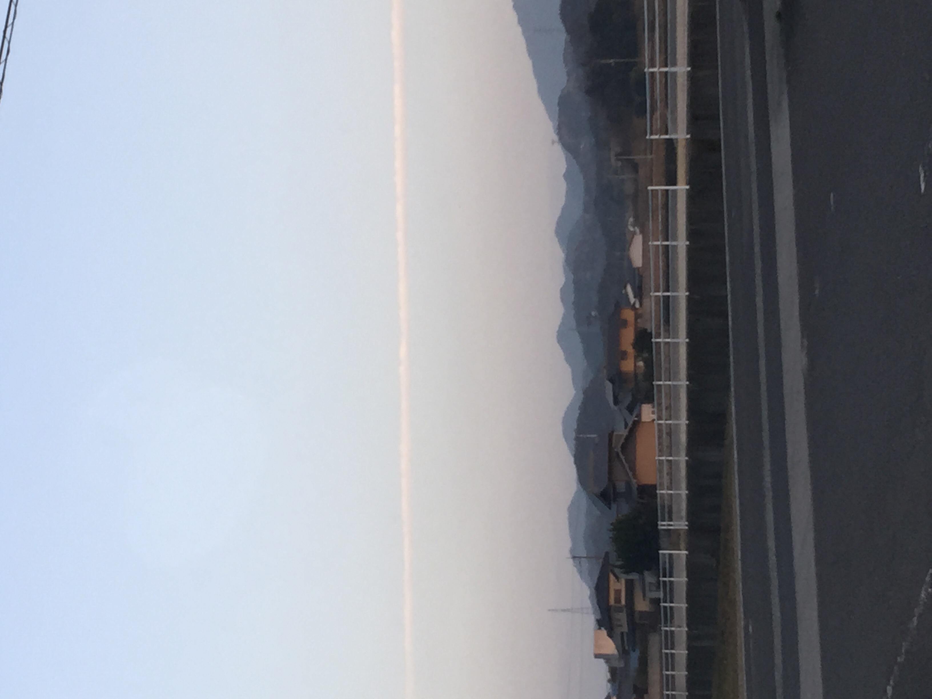 No.22642-1 地震雲