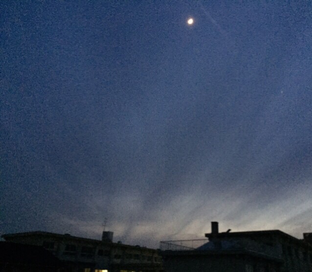 No.23295-1 地震雲