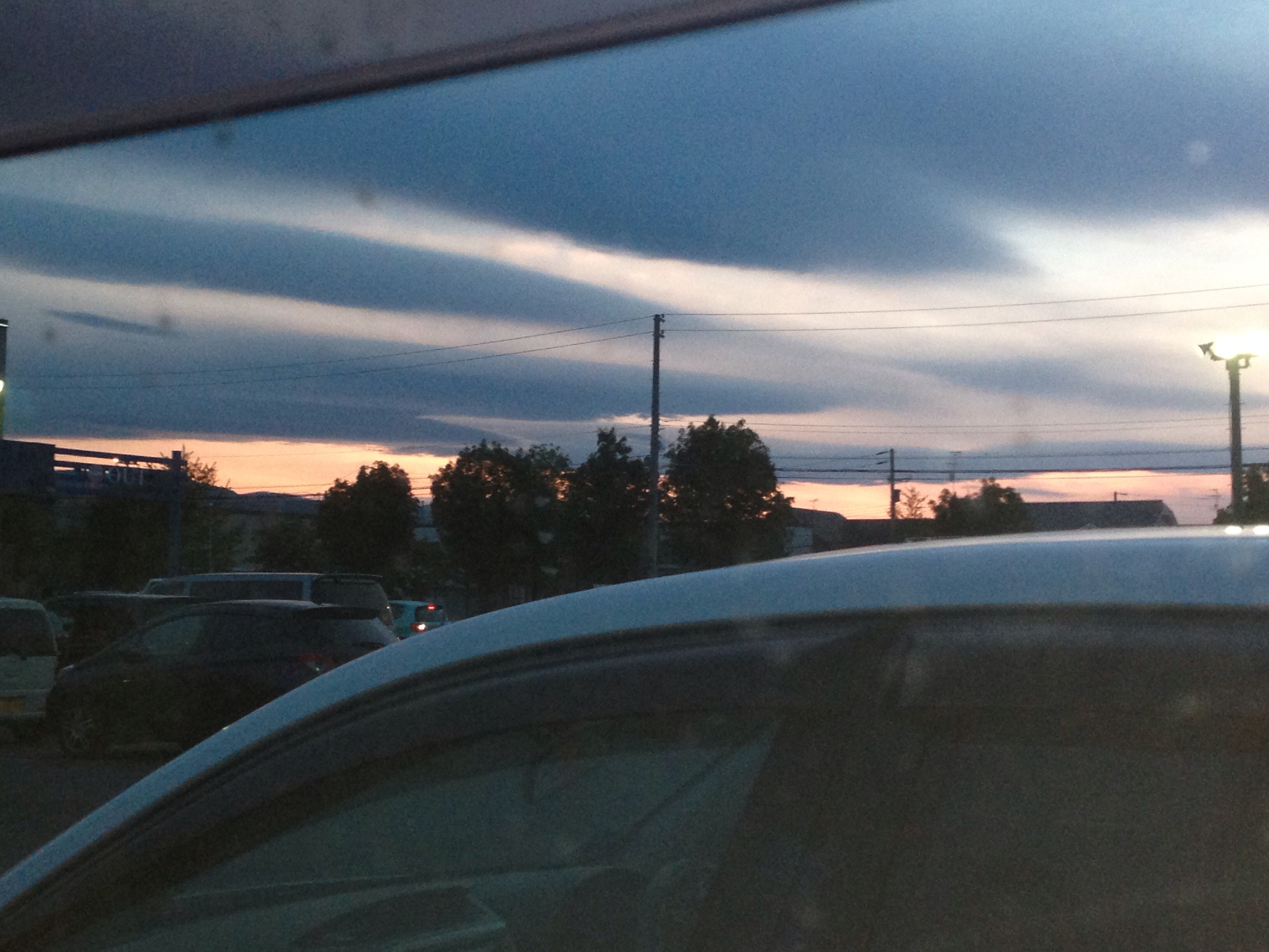 No.23522-1 地震雲