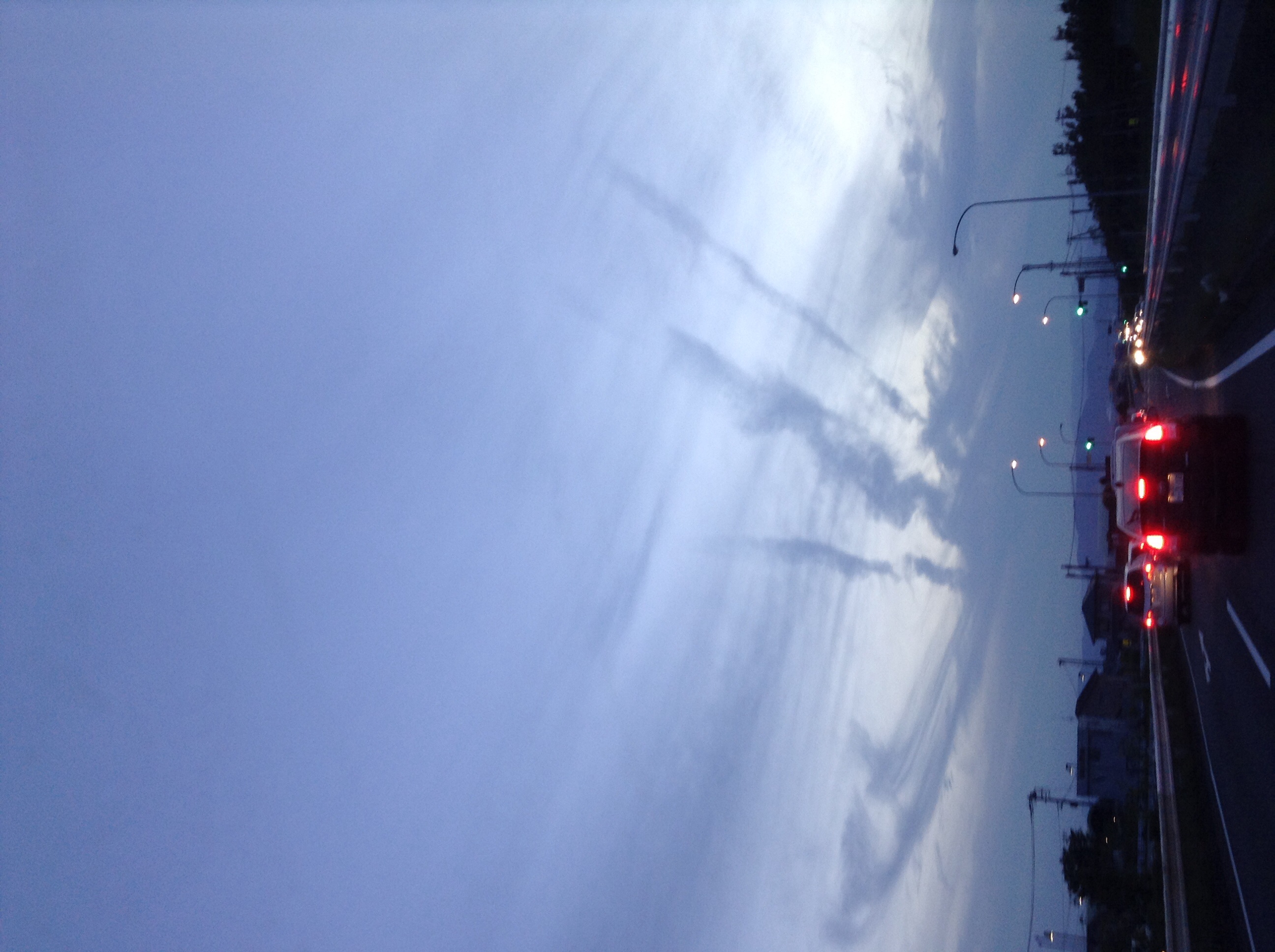 No.23554-1 地震雲