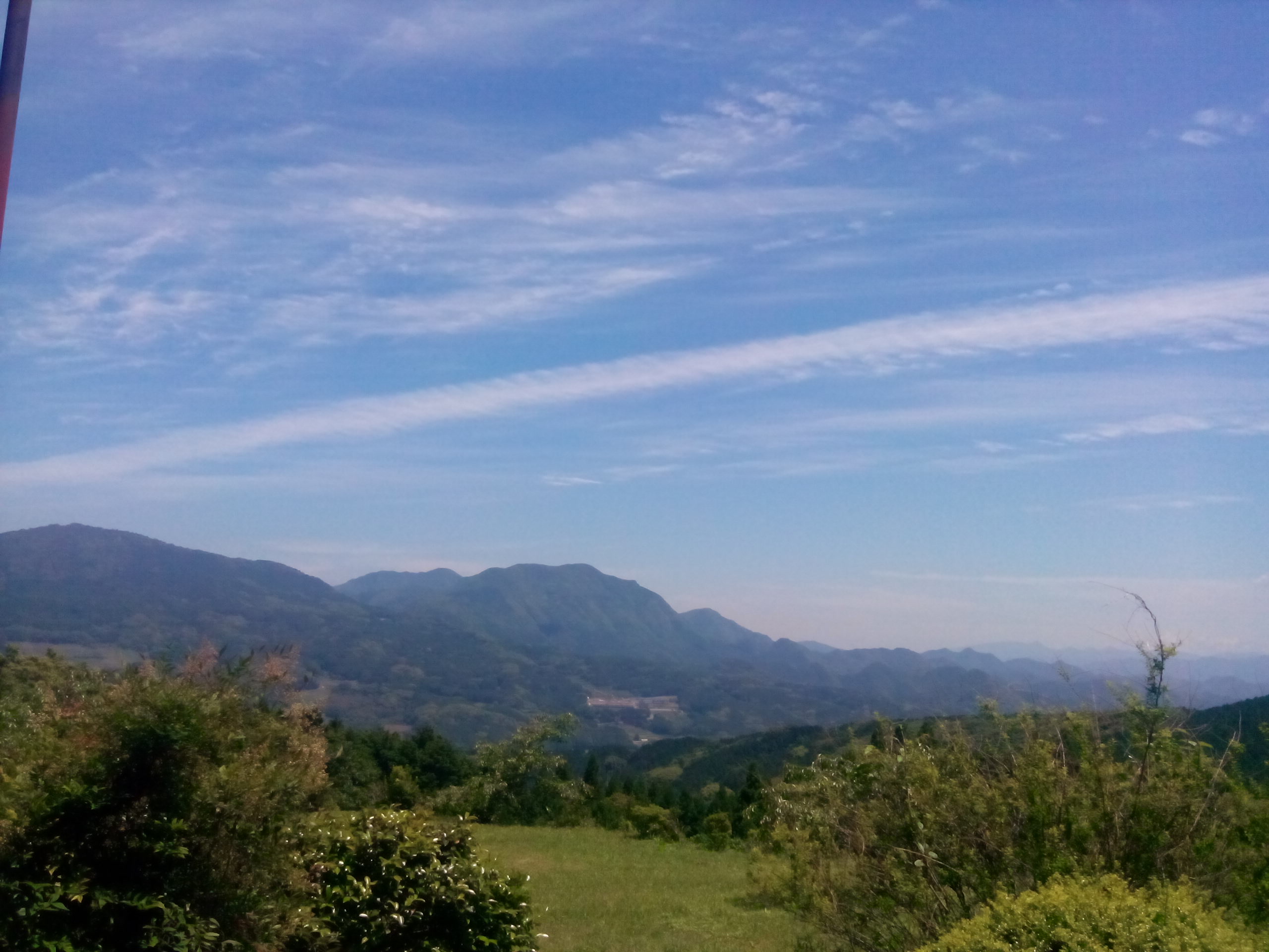 No.23688-1 地震雲