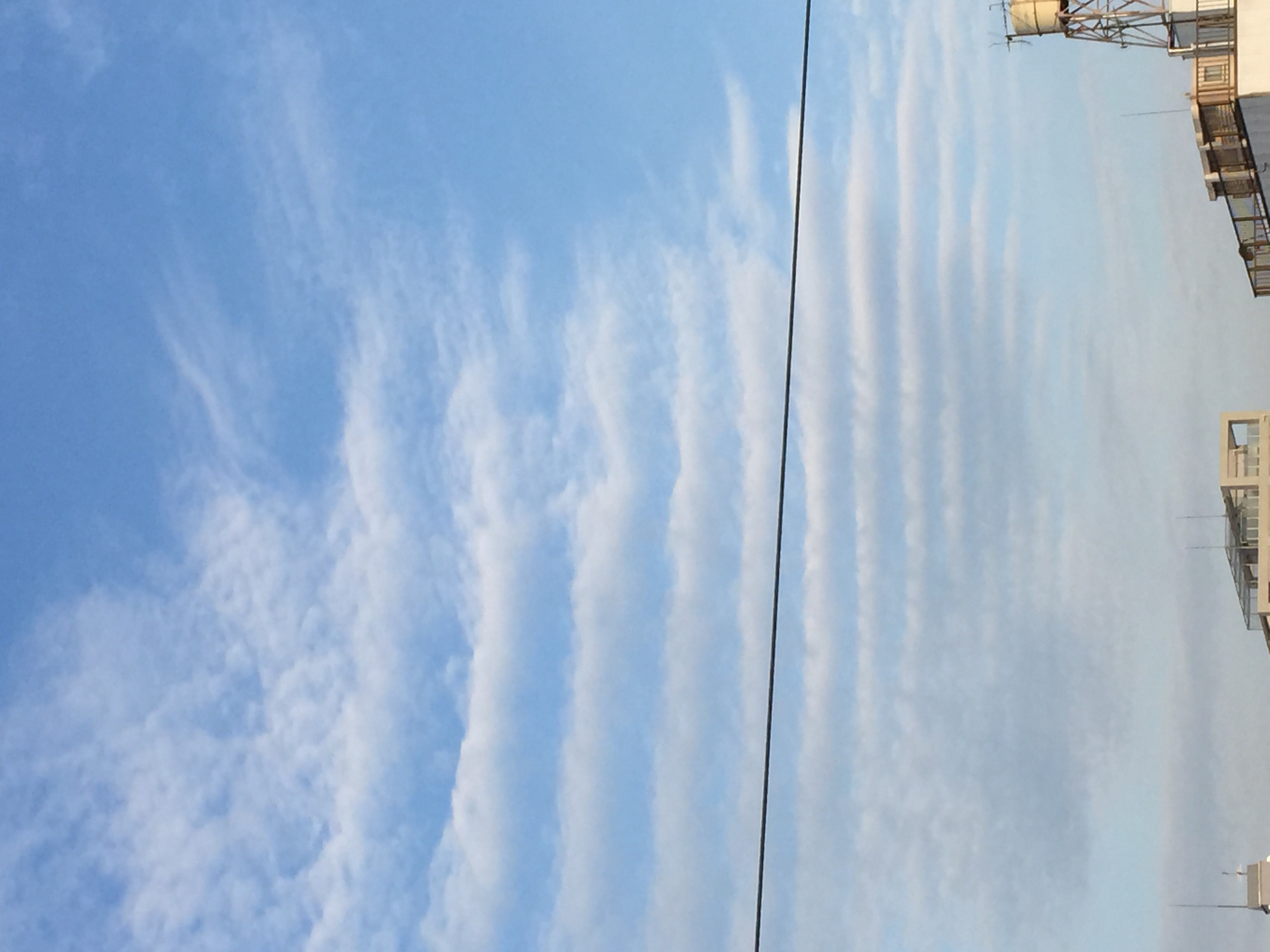 No.23877-1 地震雲