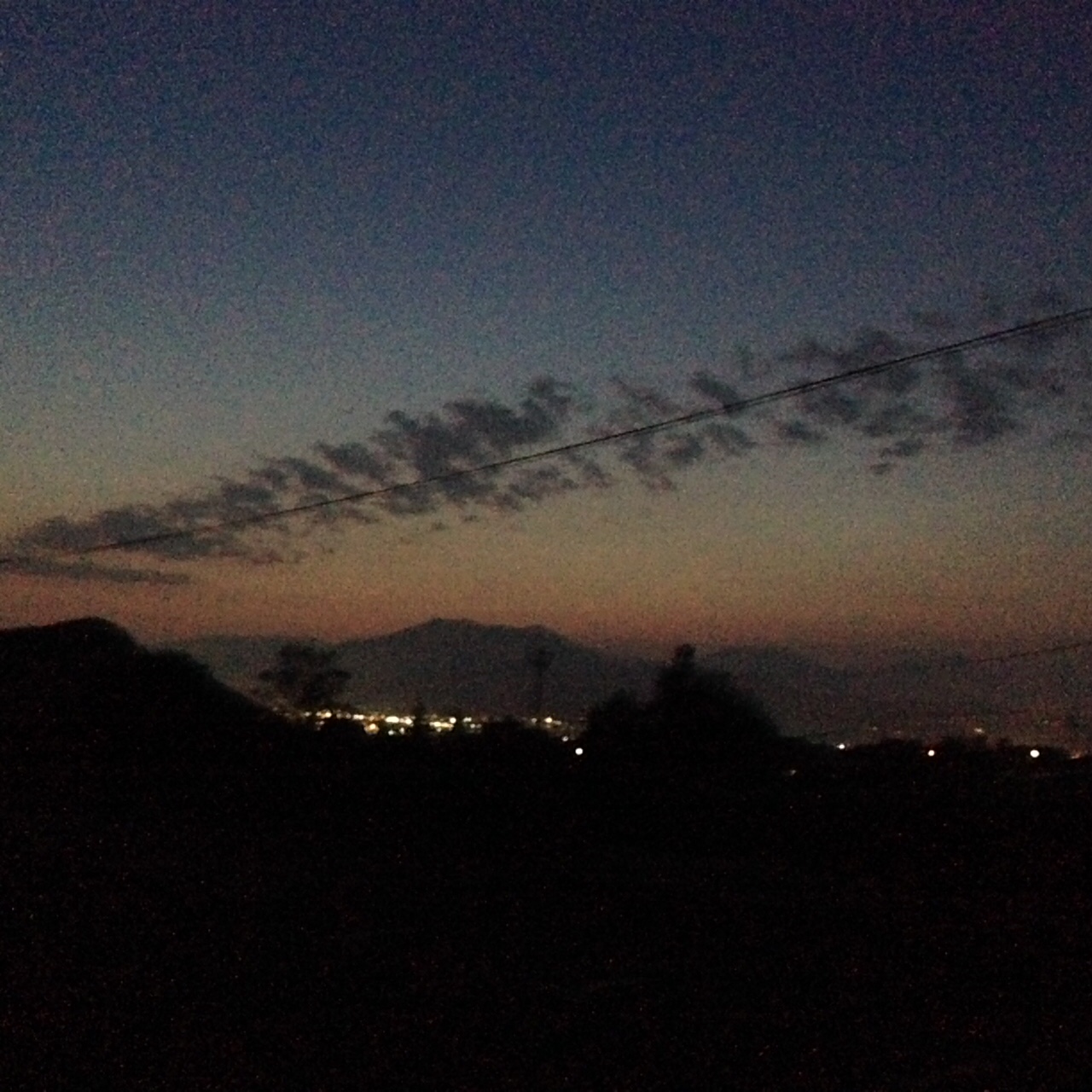 No.24050-1 地震雲