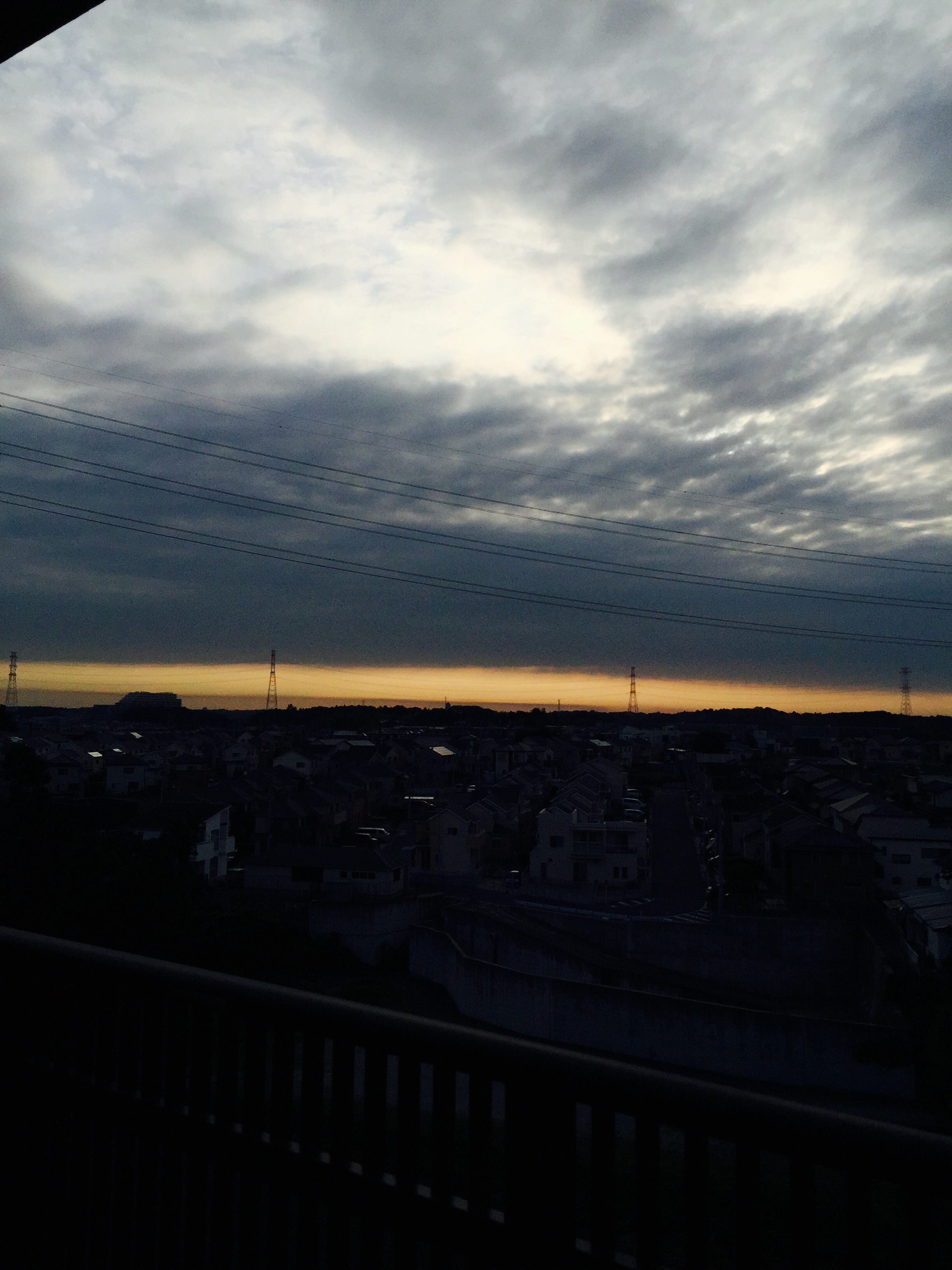 No.24265-1 地震雲