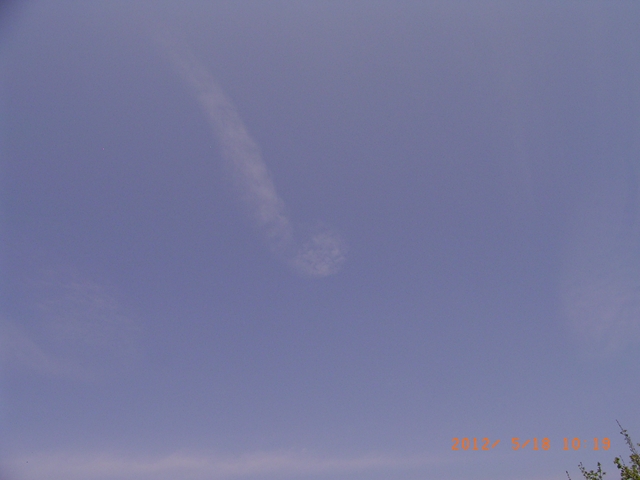 No.24343-1 地震雲