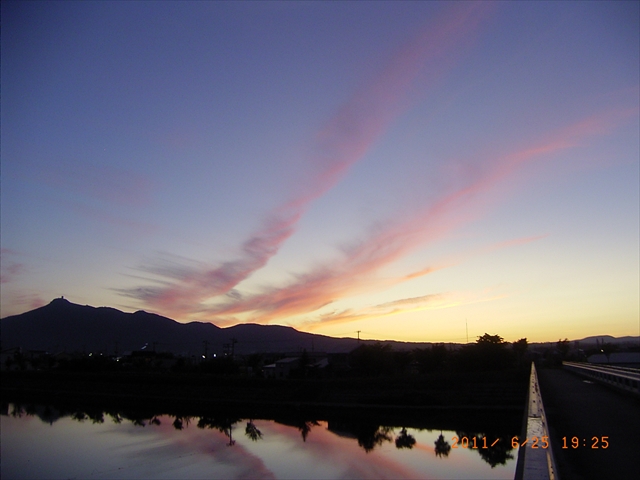 No.24344-1 地震雲