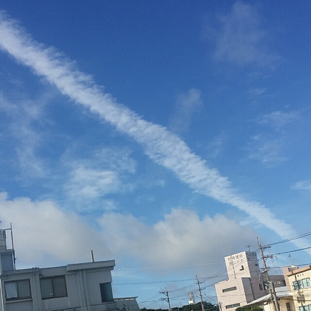 No.24387-1 地震雲