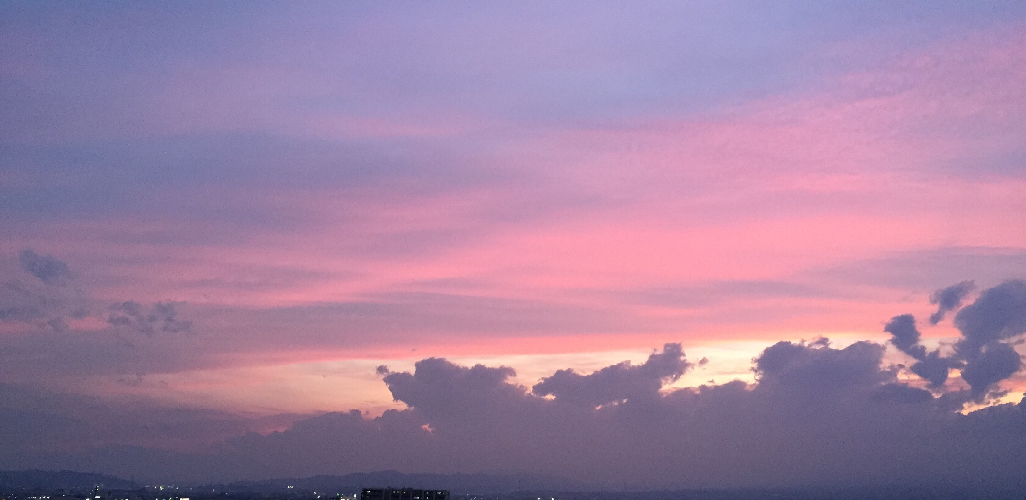 No.24405-1 地震雲