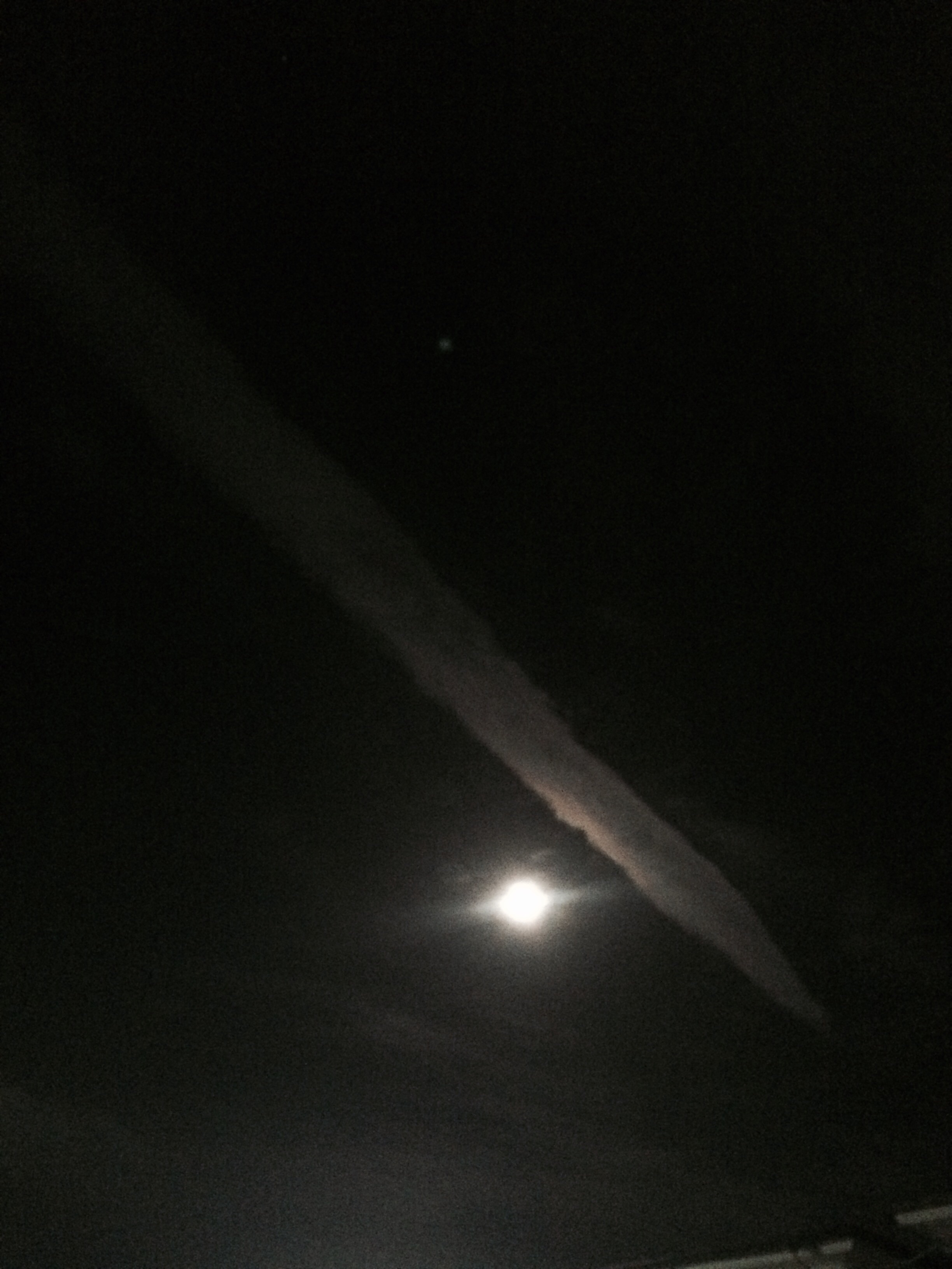 No.24428-1 地震雲