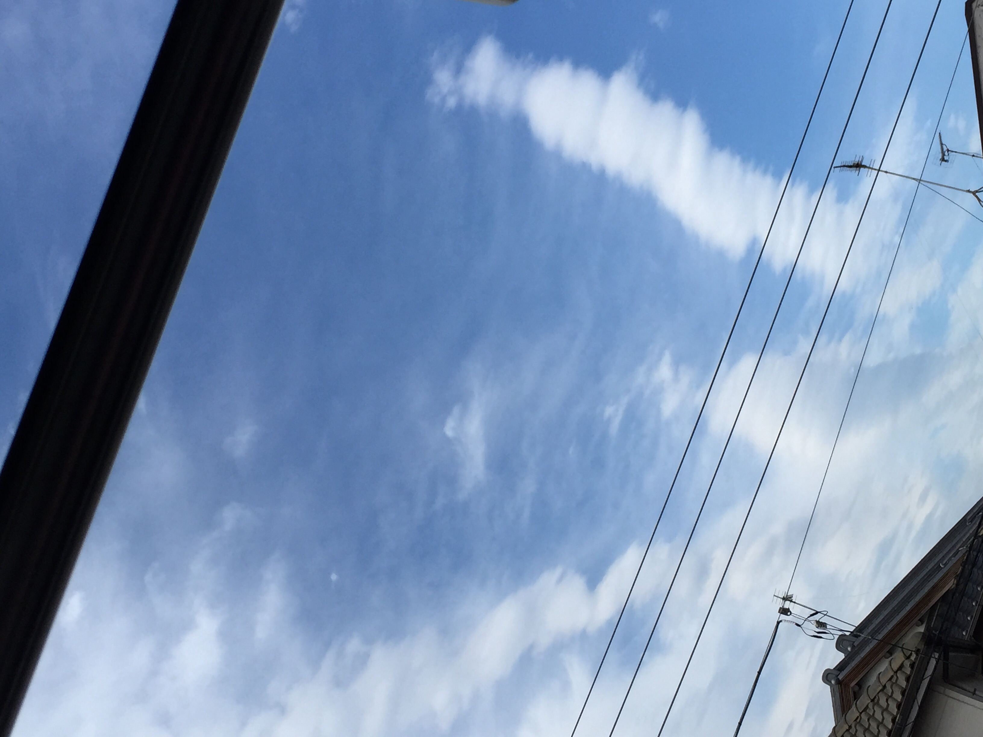 No.24447-1 地震雲