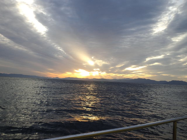 No.24524-1 地震雲