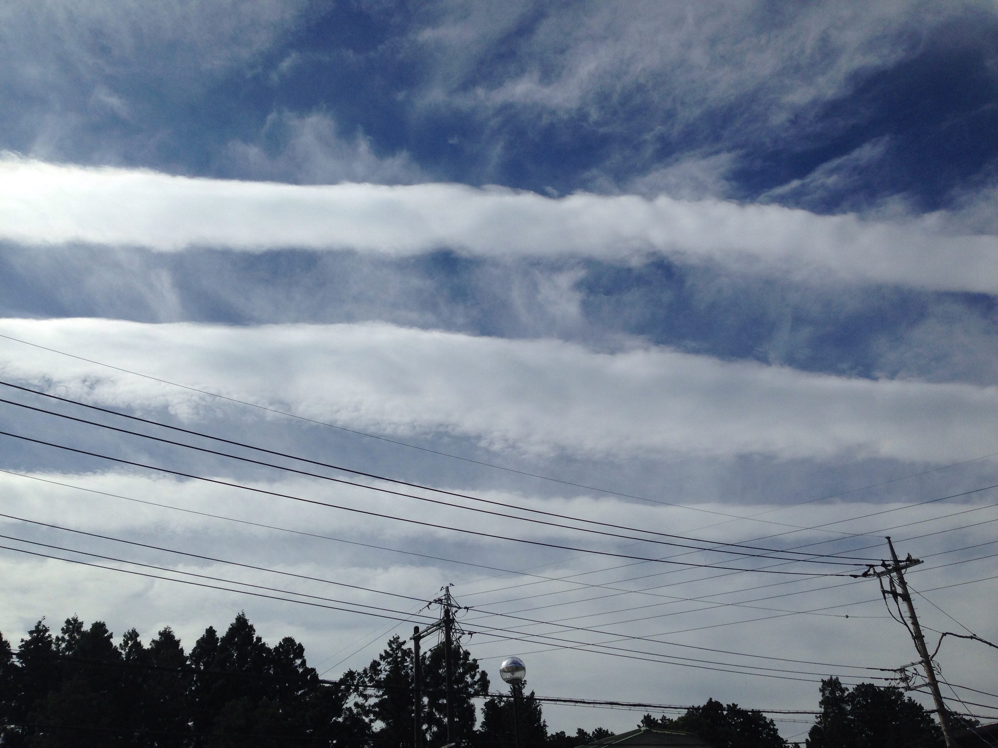 No.24549-1 地震雲