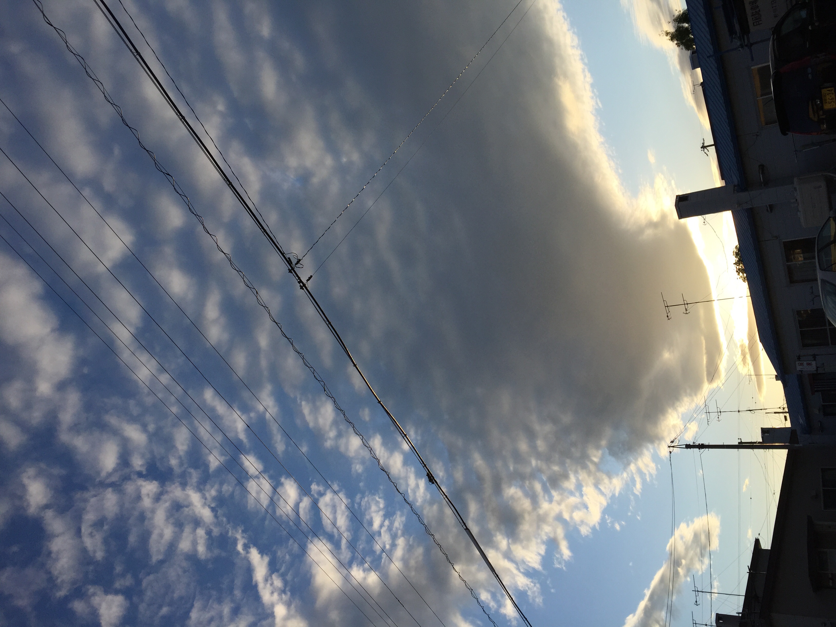 No.24661-1 地震雲