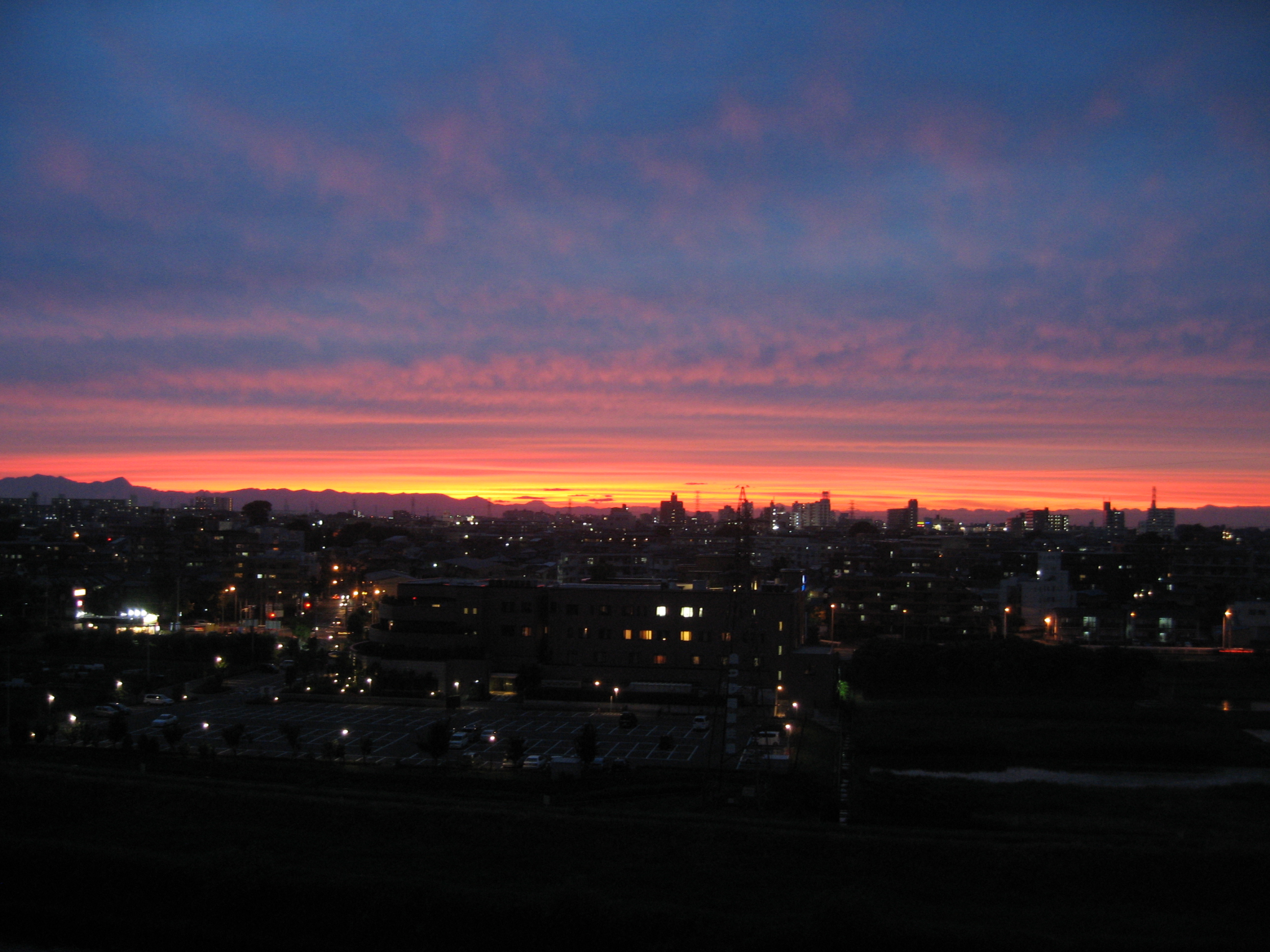 No.24747-1 地震雲